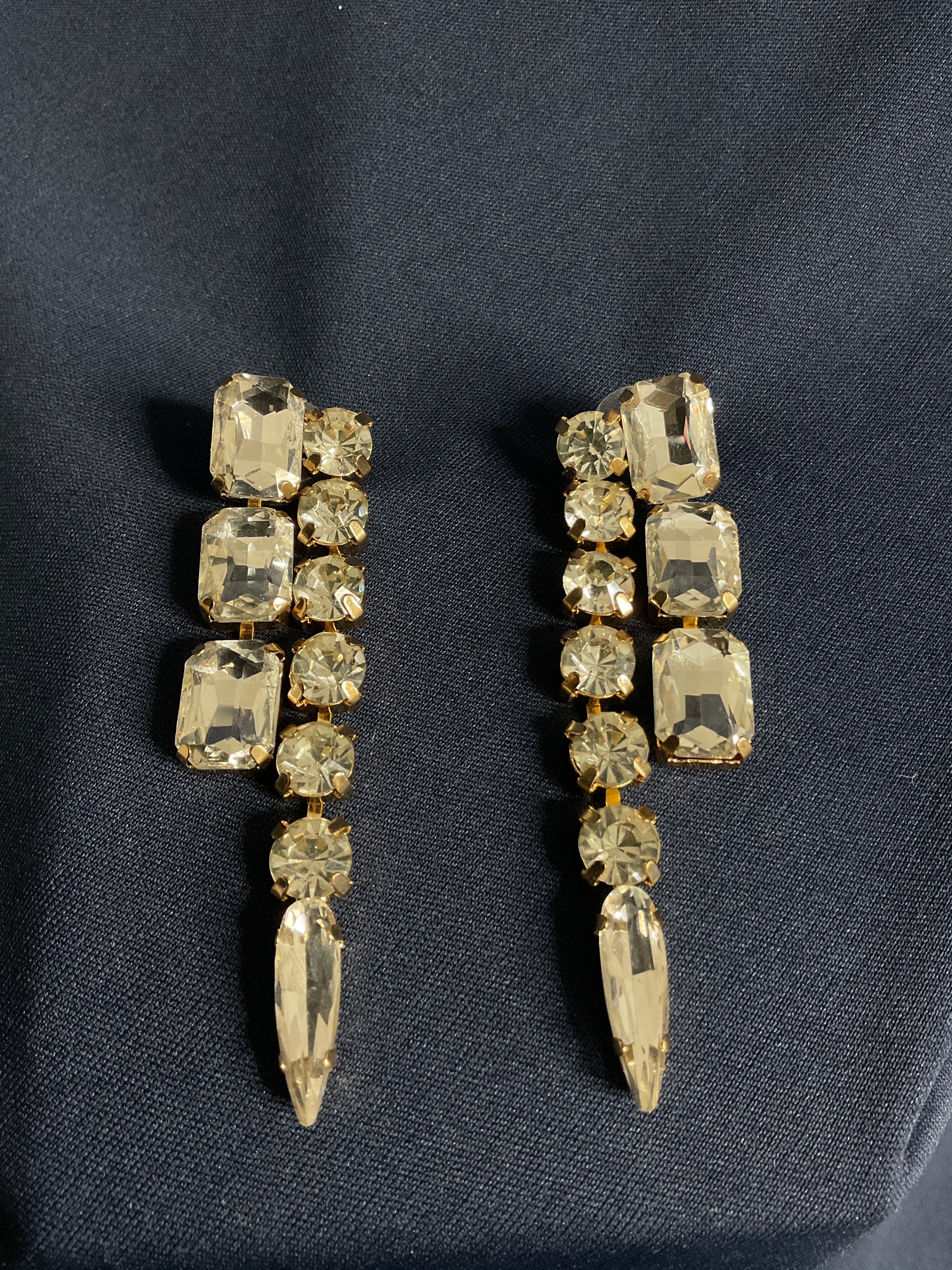 Aretes