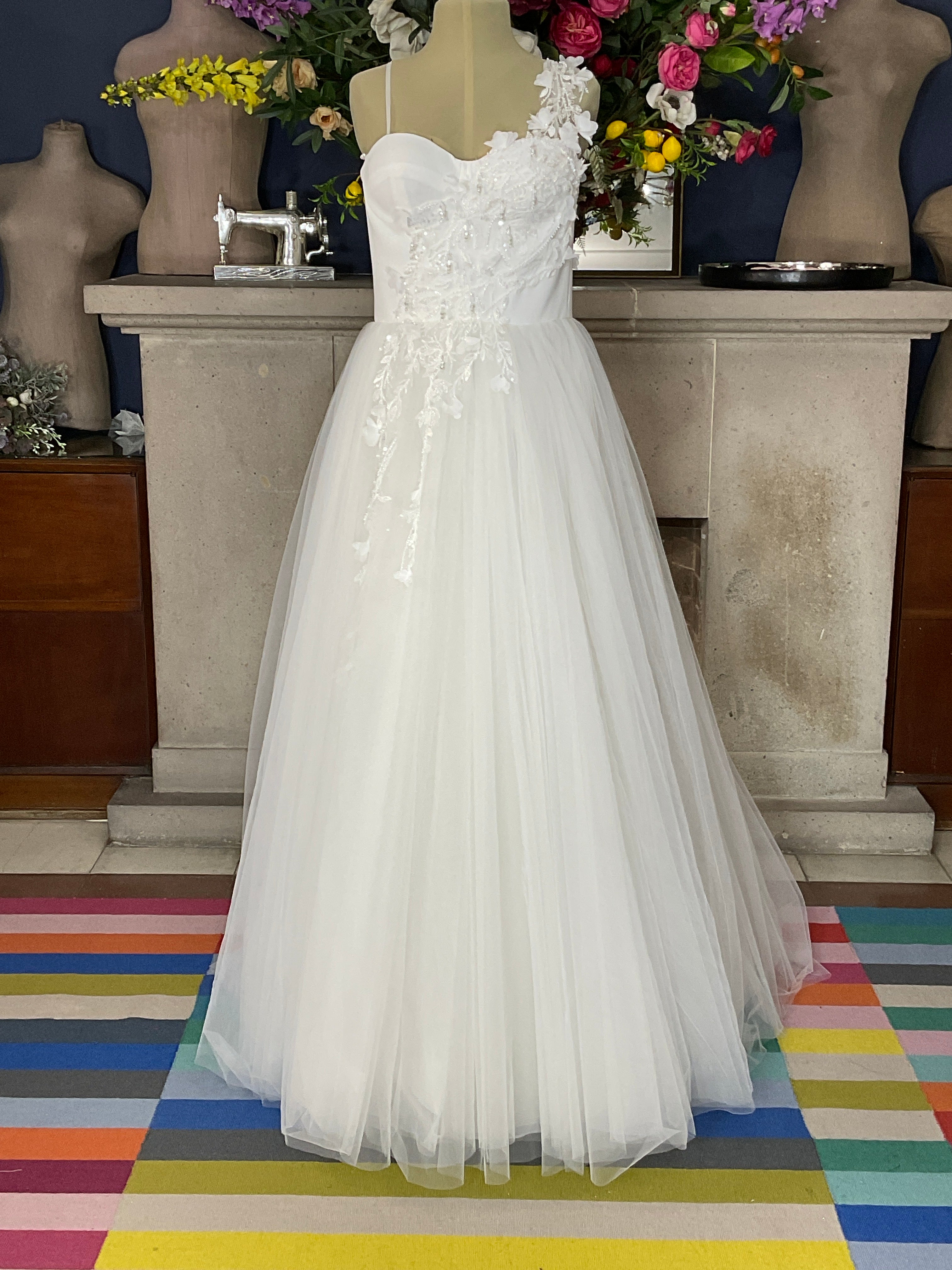 1 Vestido de novia AVALORA FIORÉ