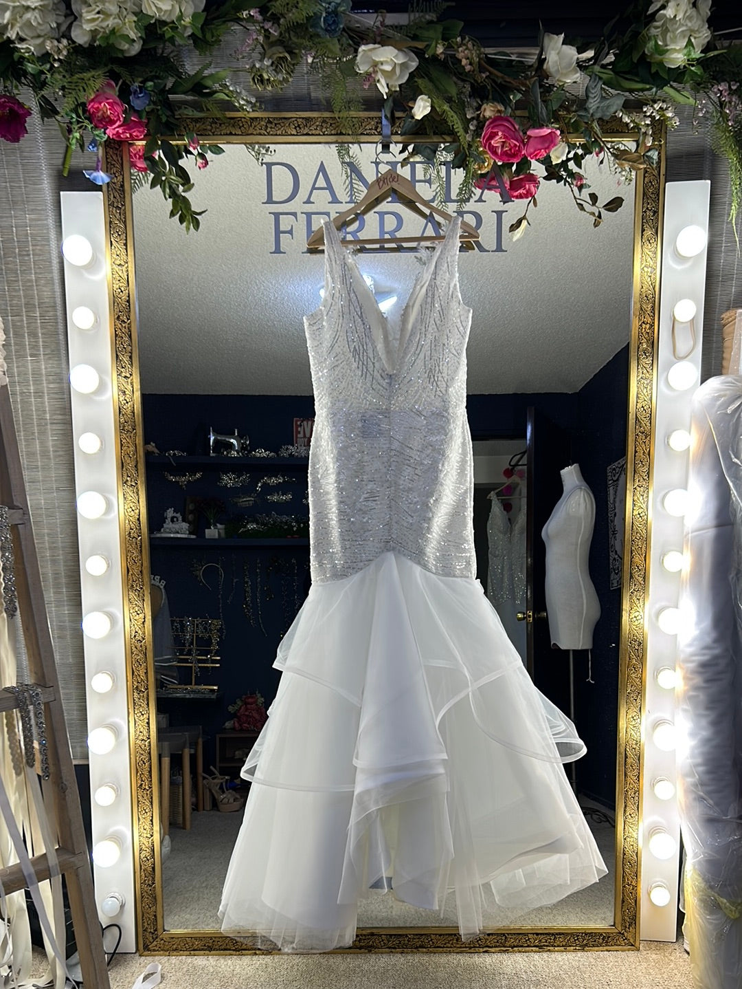 Dominik vestido de novia