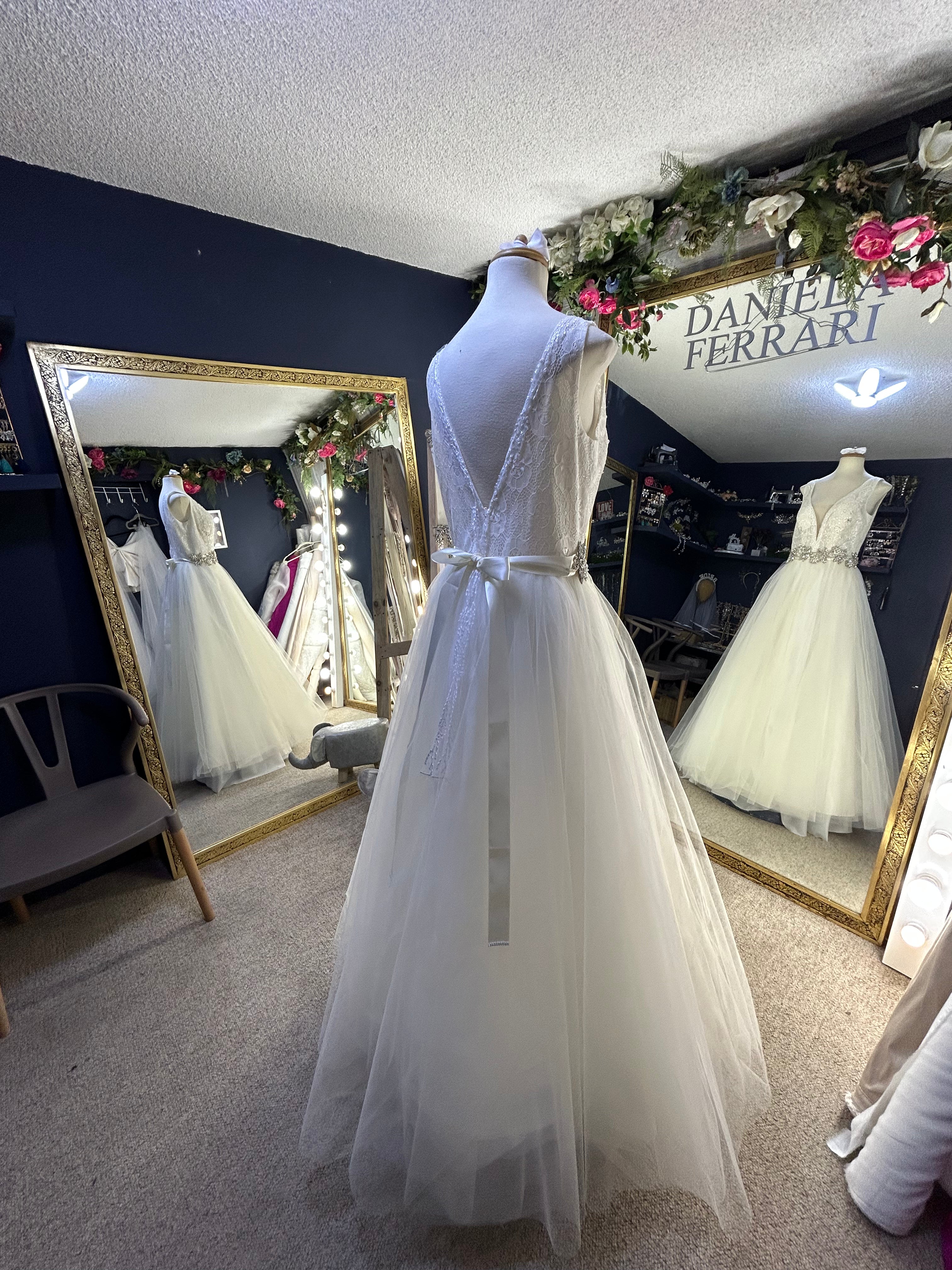 Liam vestido de novia