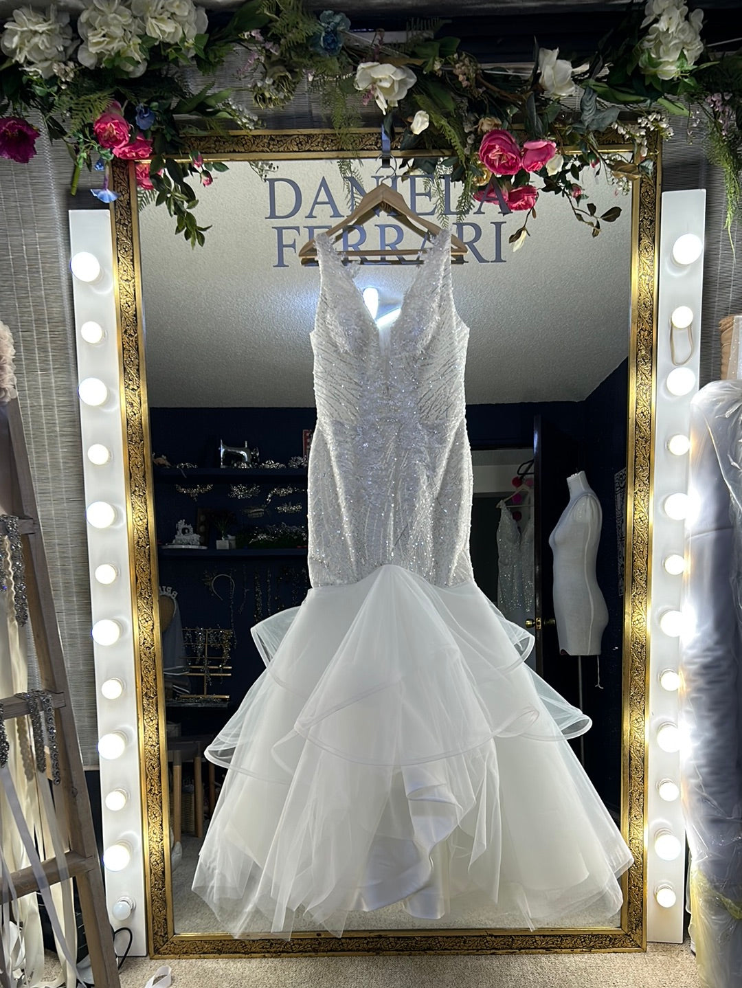 Dominik vestido de novia