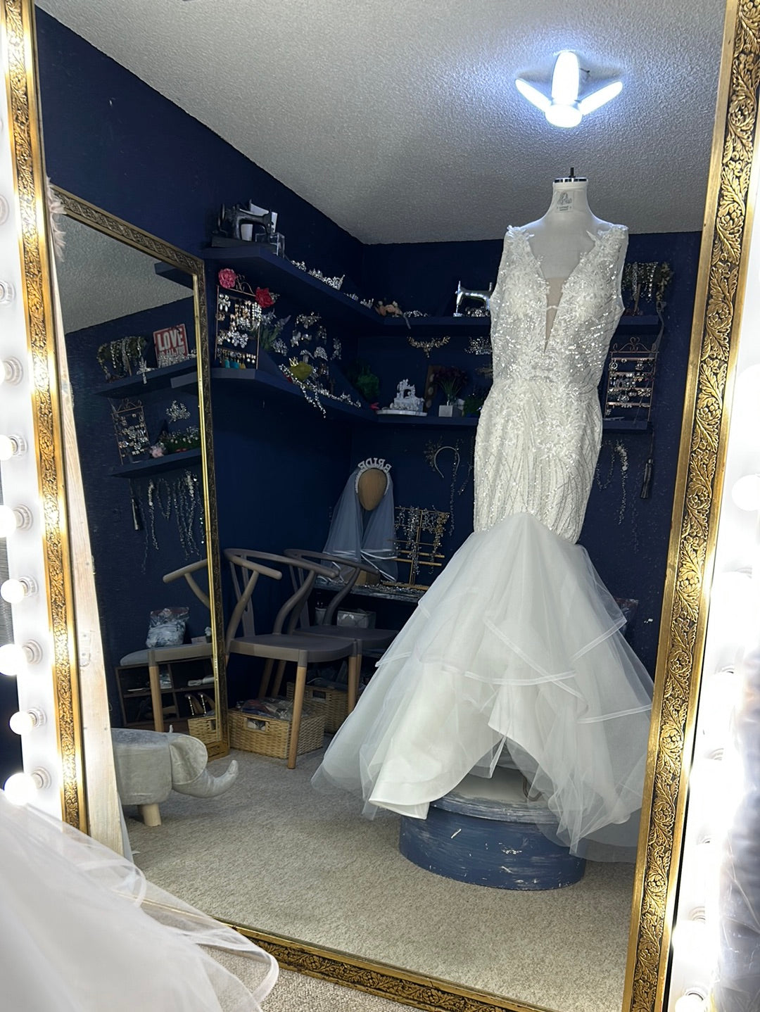 Dominik vestido de novia