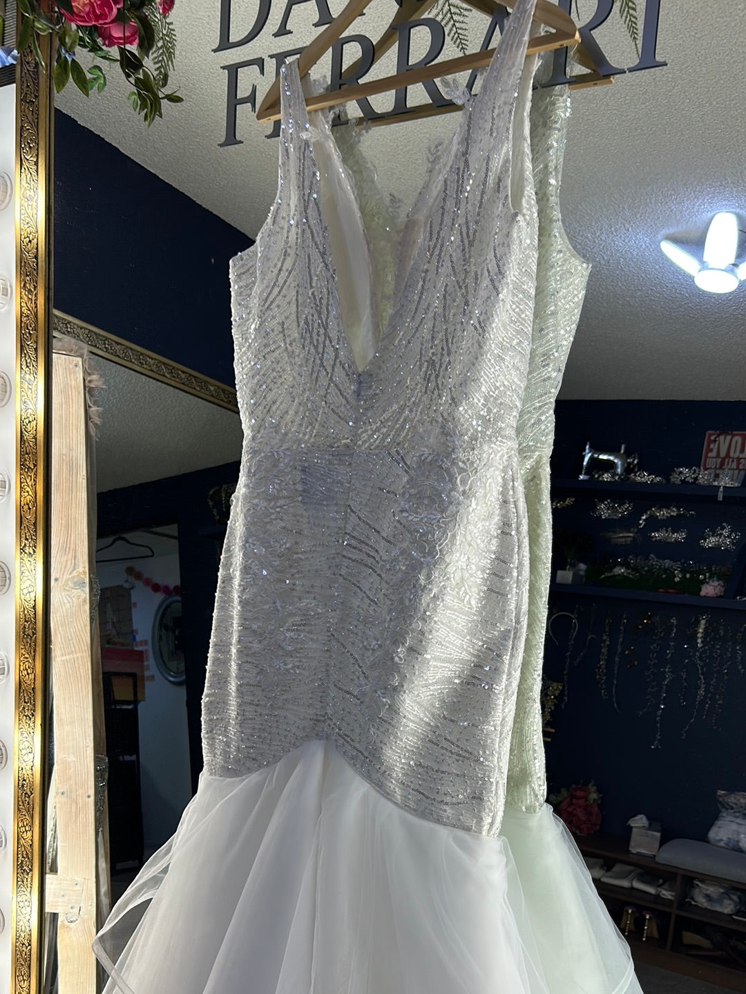 Dominik vestido de novia