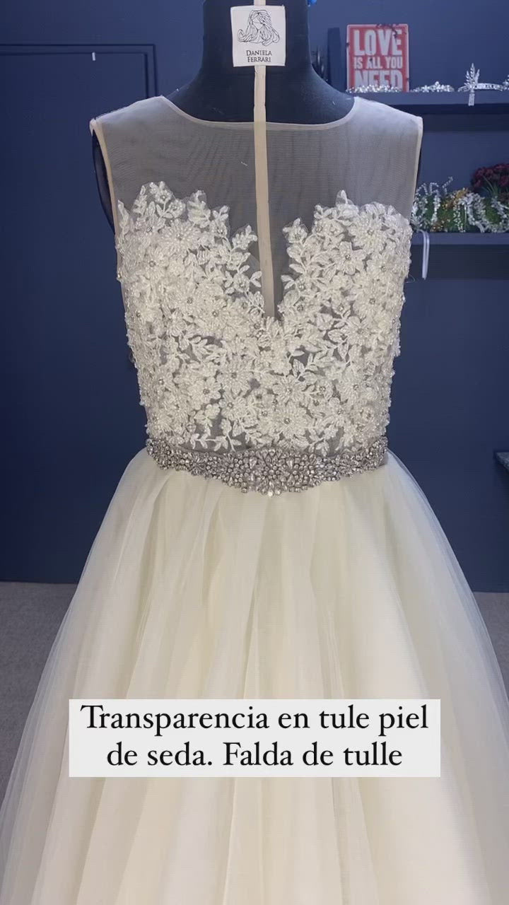 Garriré vestido de novia transparencias