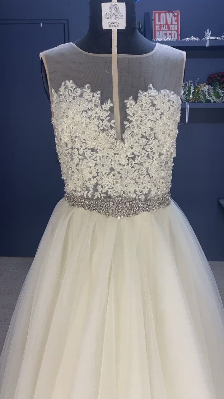 Garriré vestido de novia transparencias