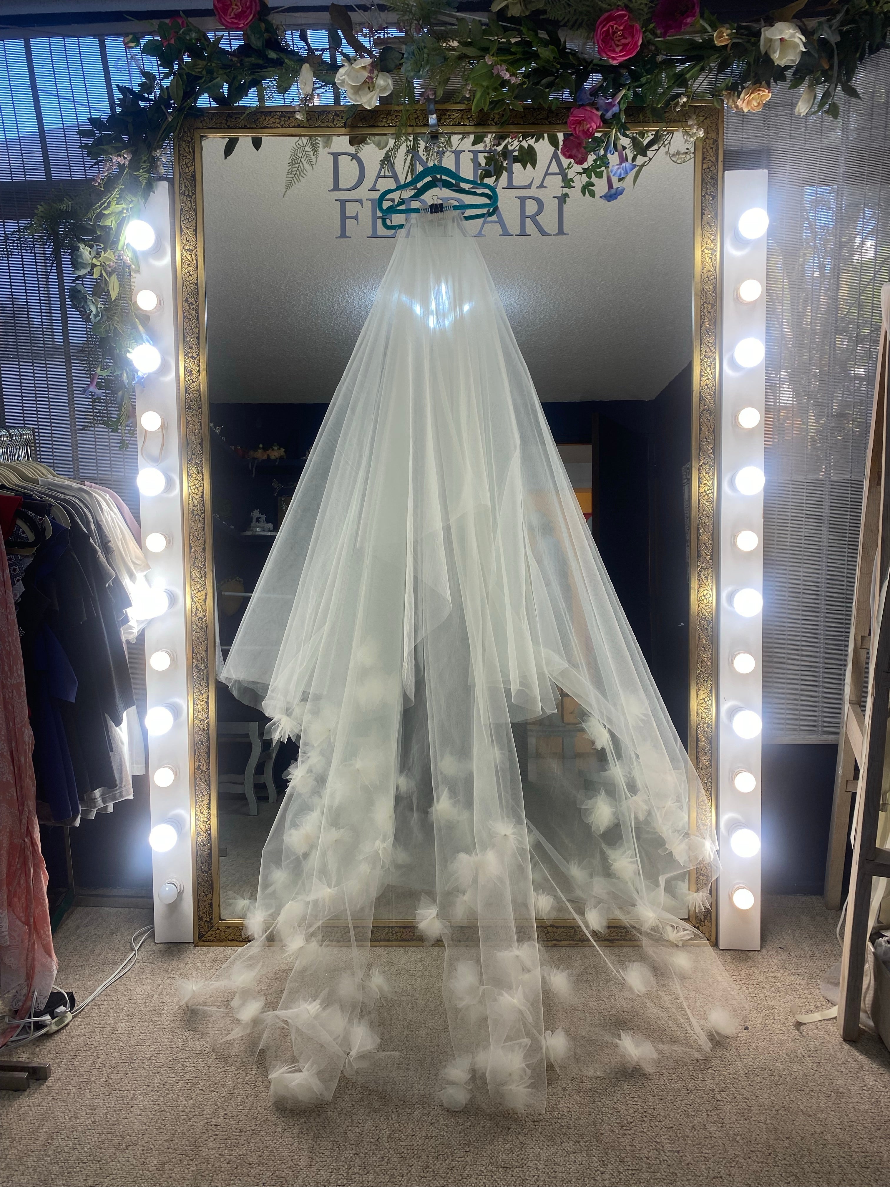 Velo pompones 2mts más velado