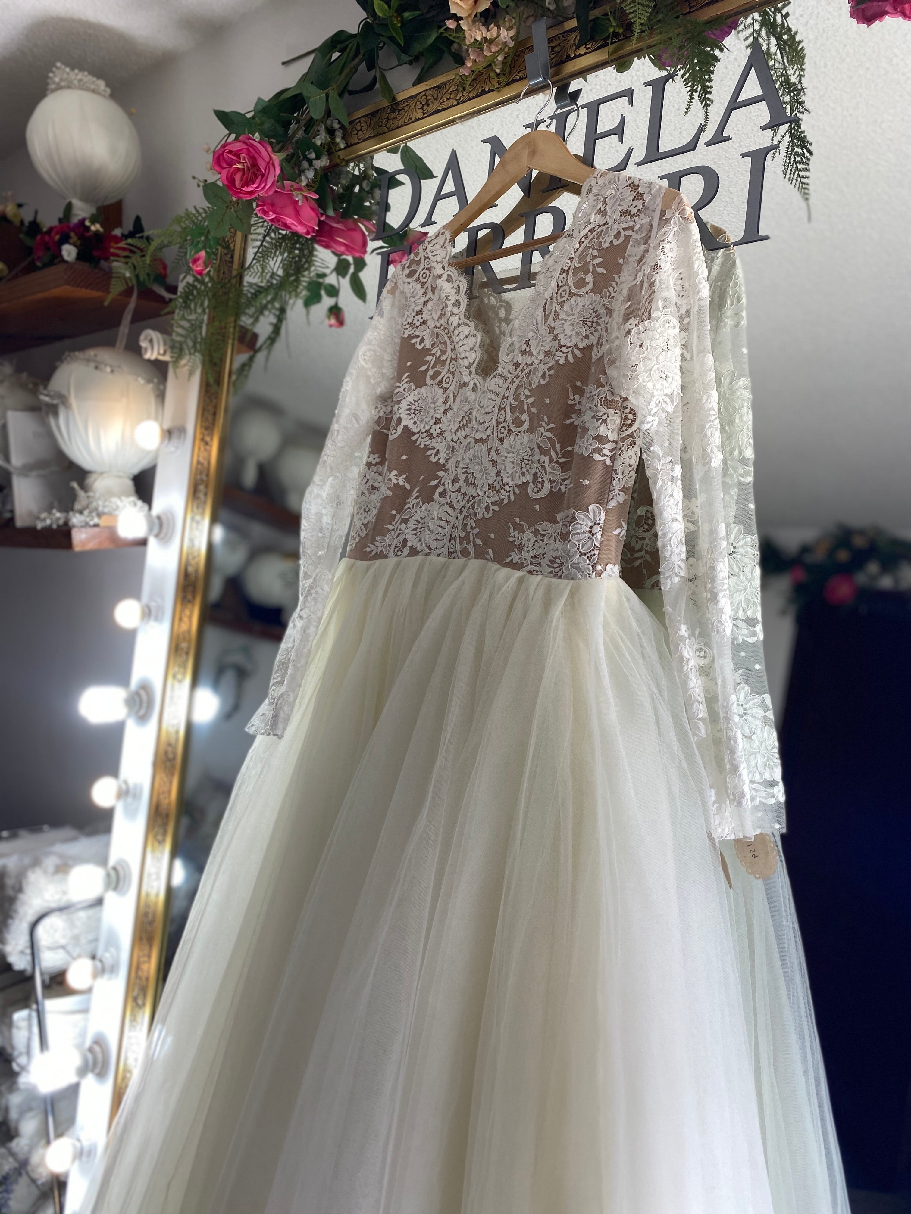 Cerise vestido de novia SOLD