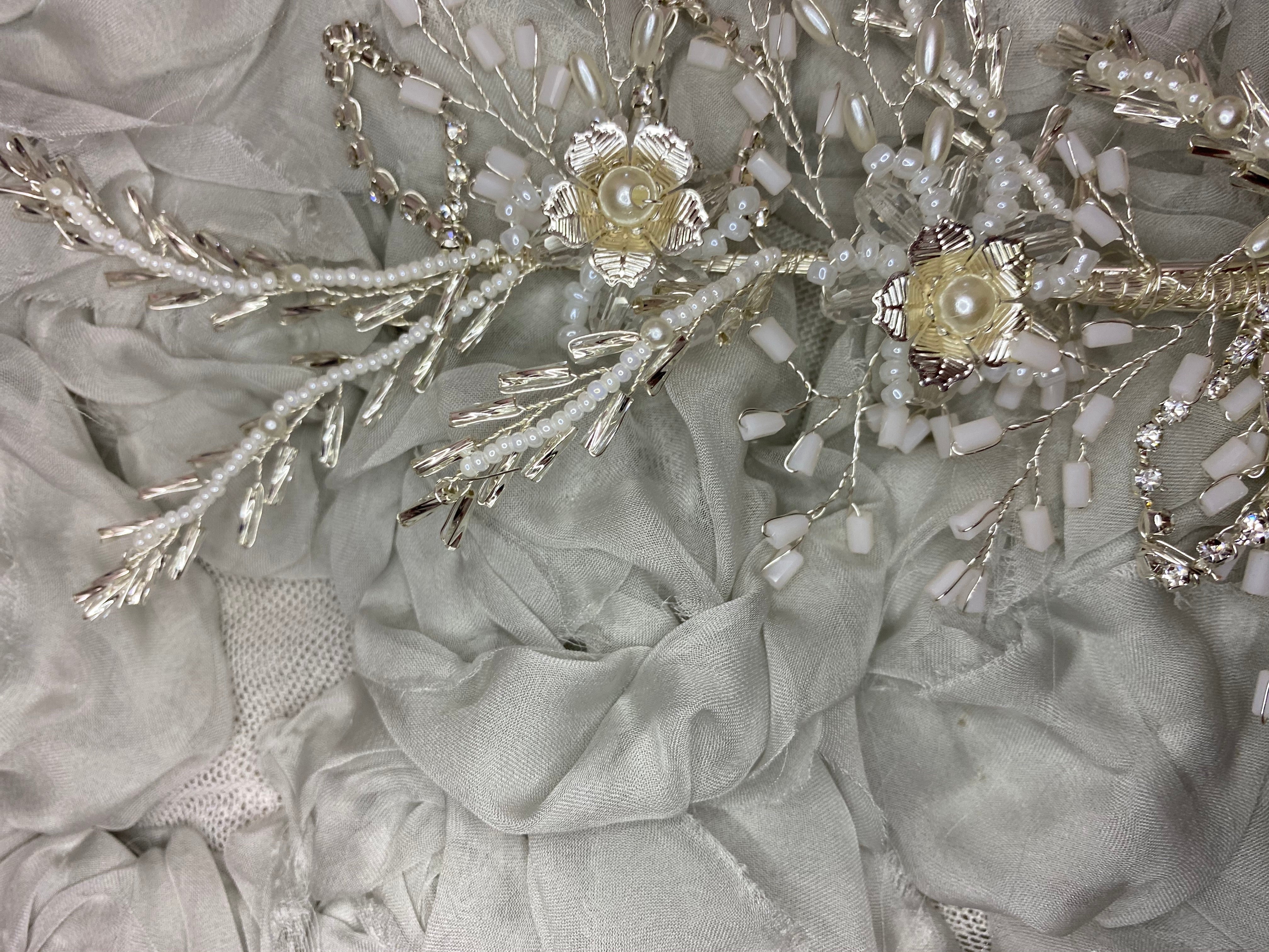 Hiedra pedrería white Ashtoret