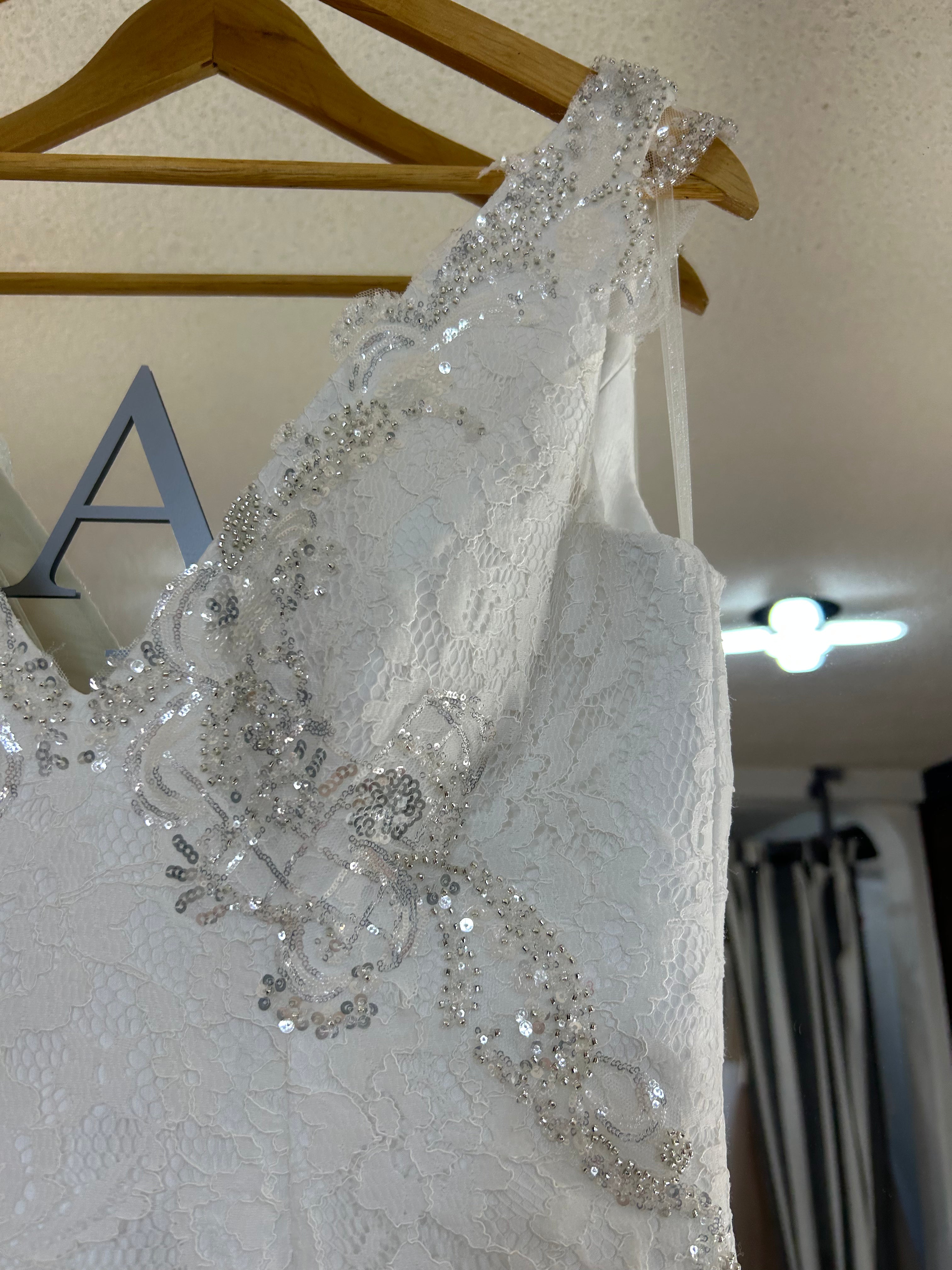 Amira vestido de novia