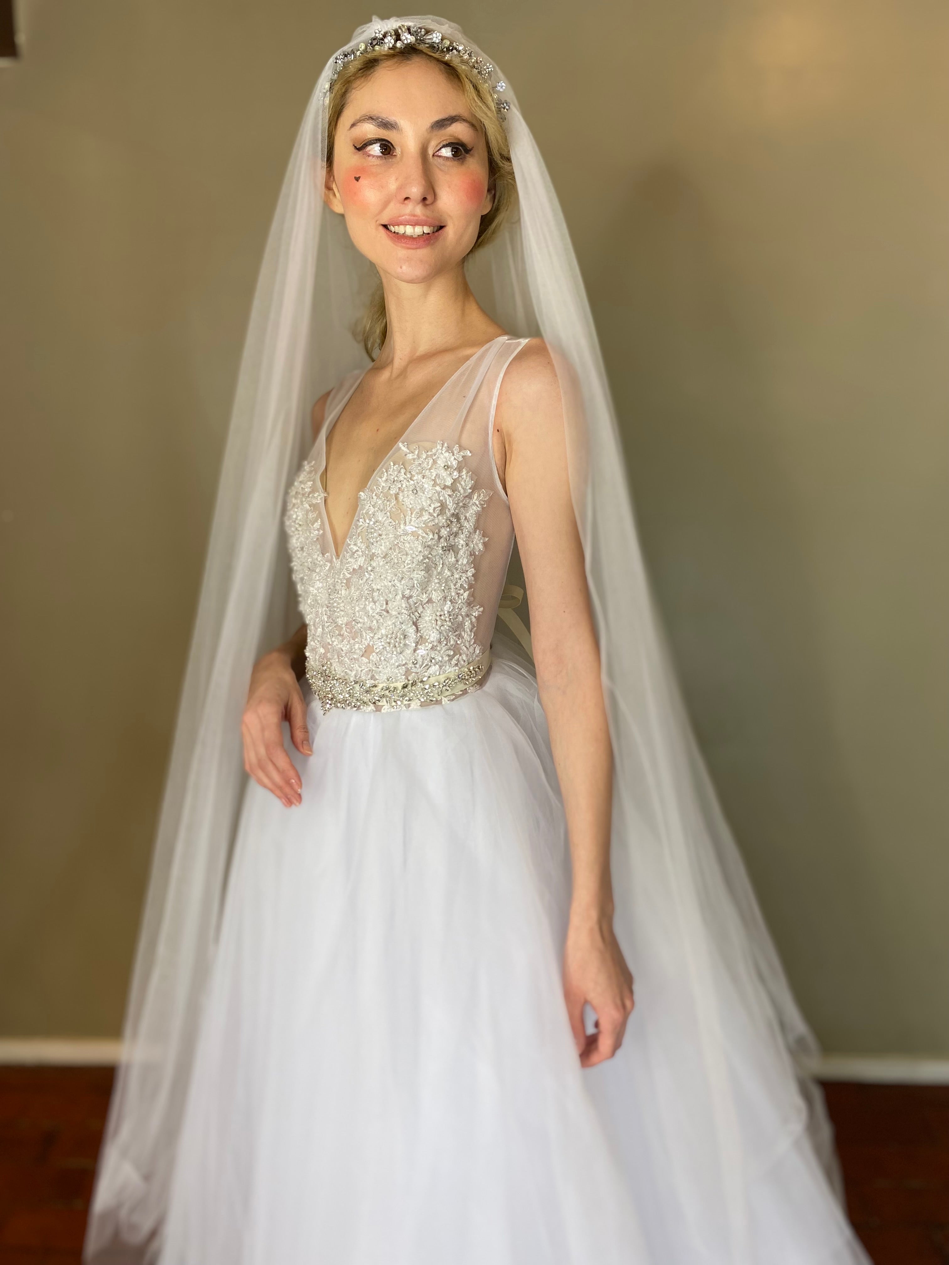 Garriré vestido de novia transparencias