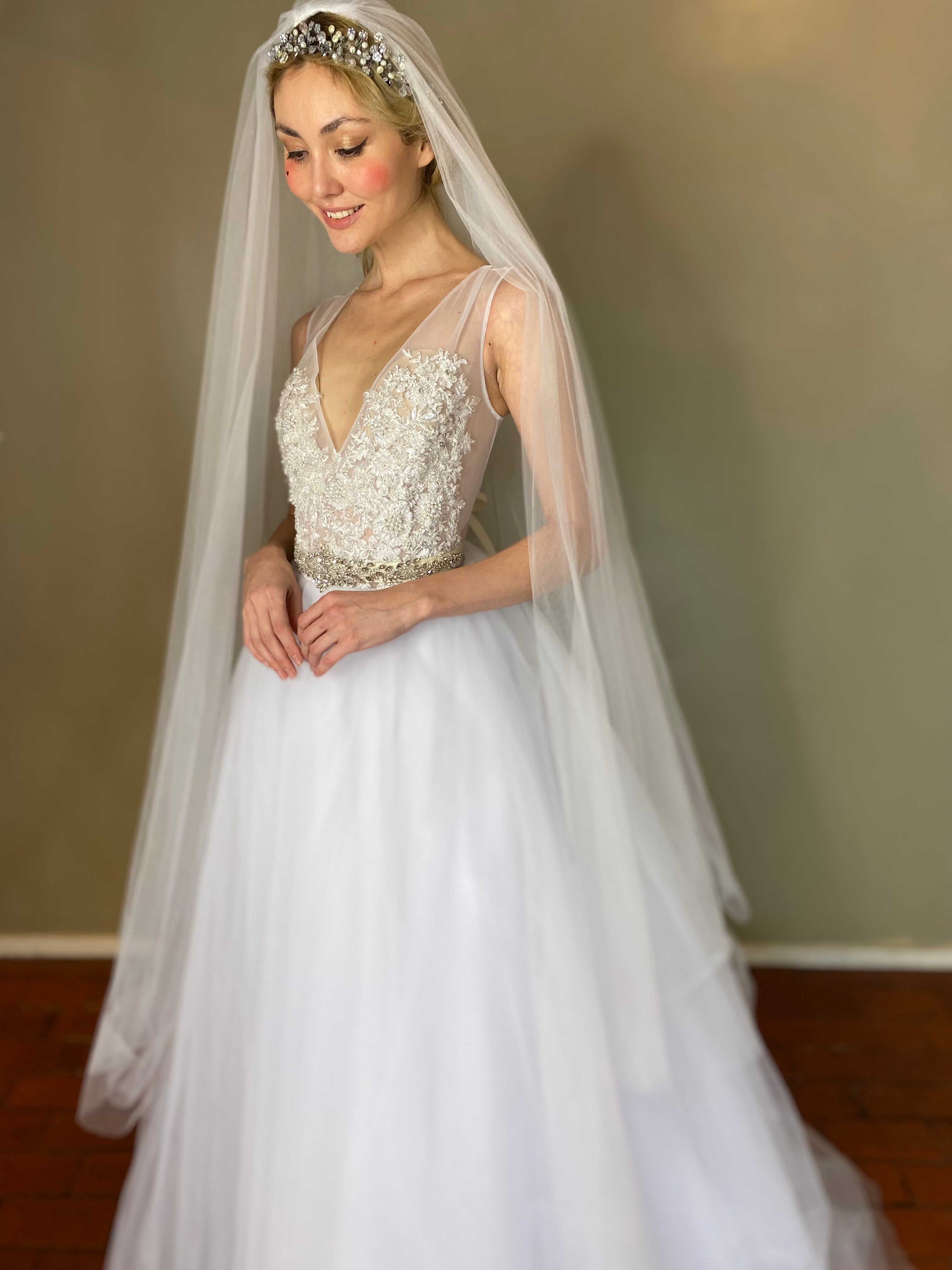 Garriré vestido de novia transparencias