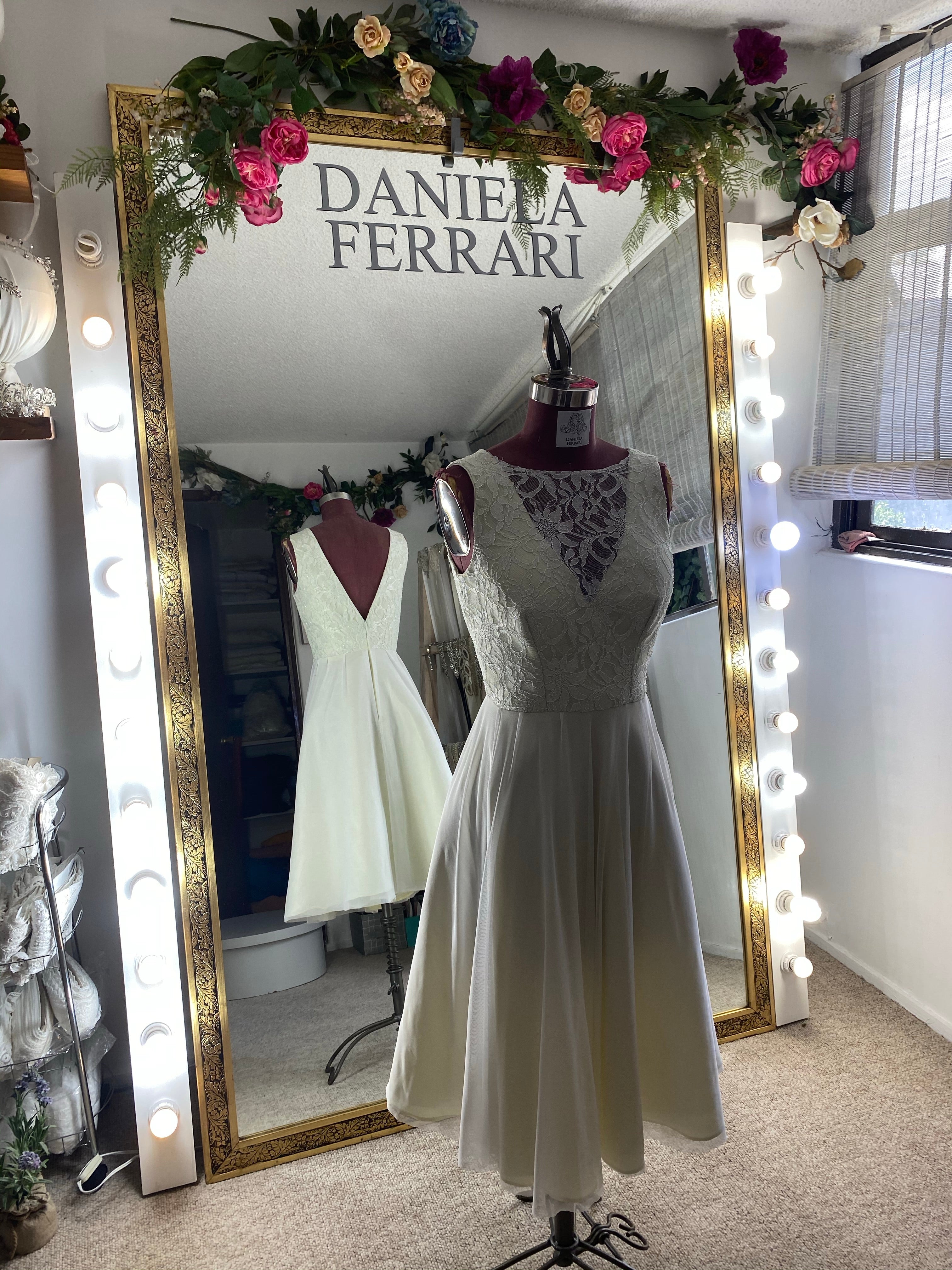 Parveen vestido civil