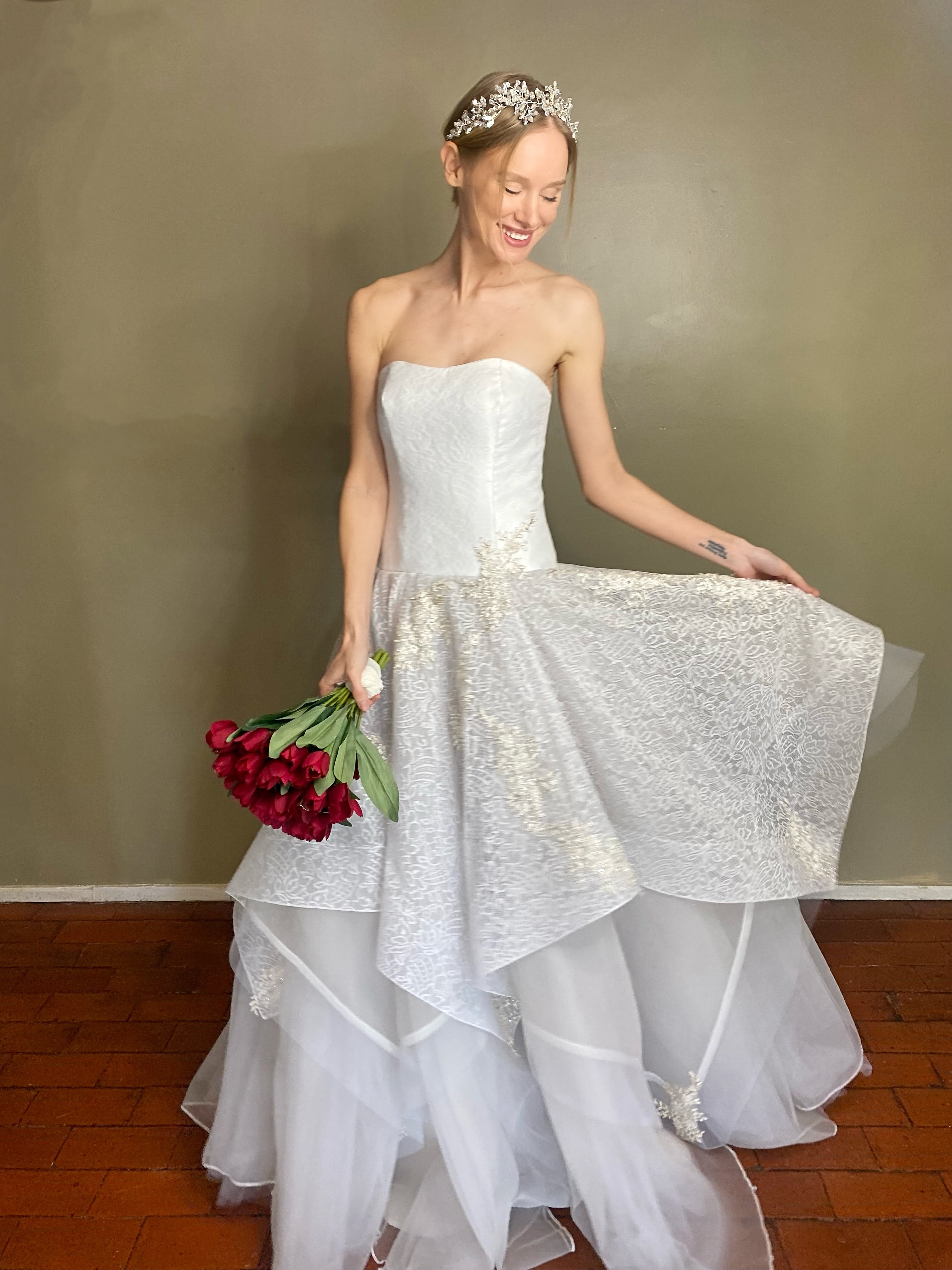 Micah vestido de novia