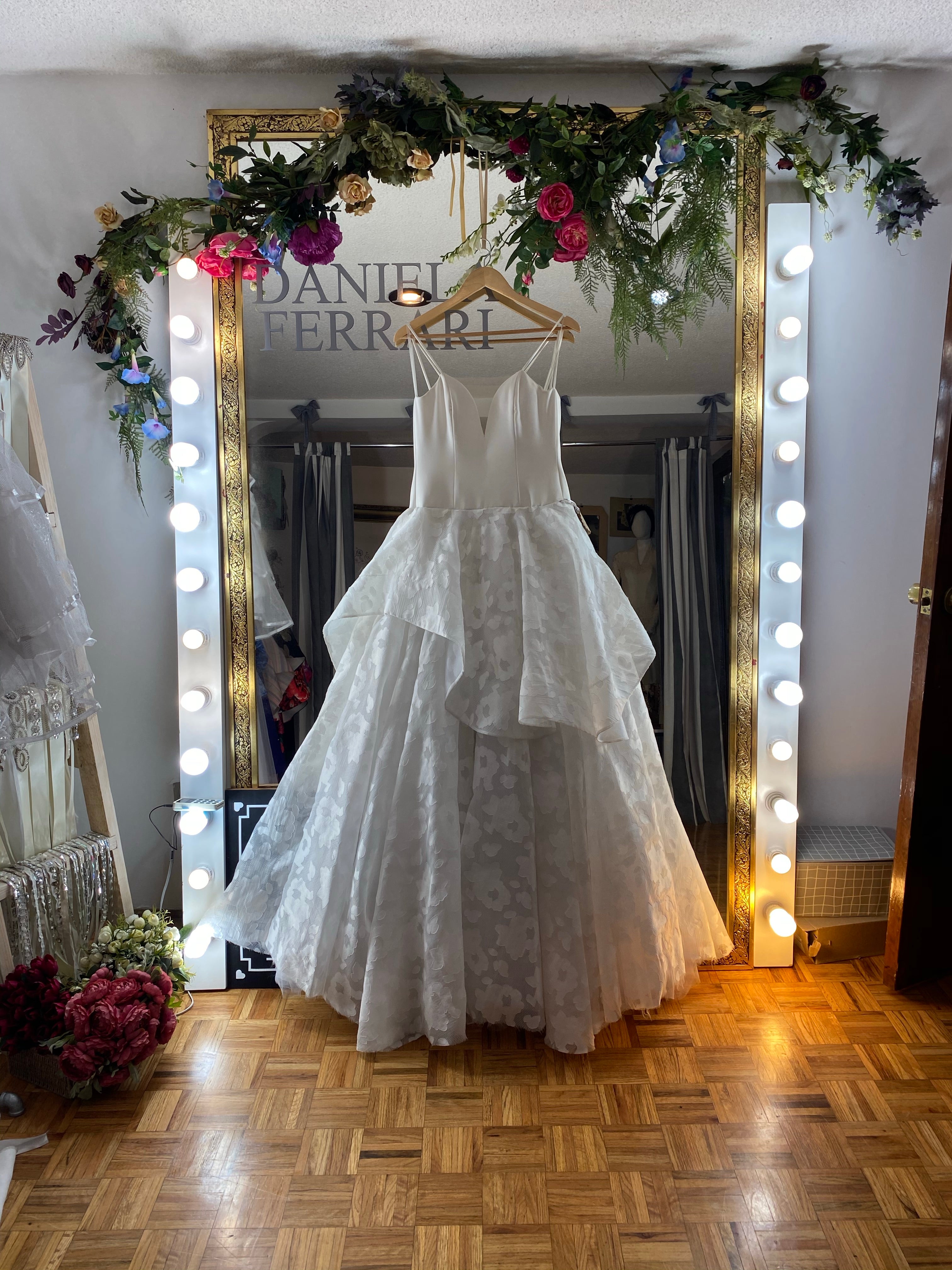 Pinhas vestido de novia