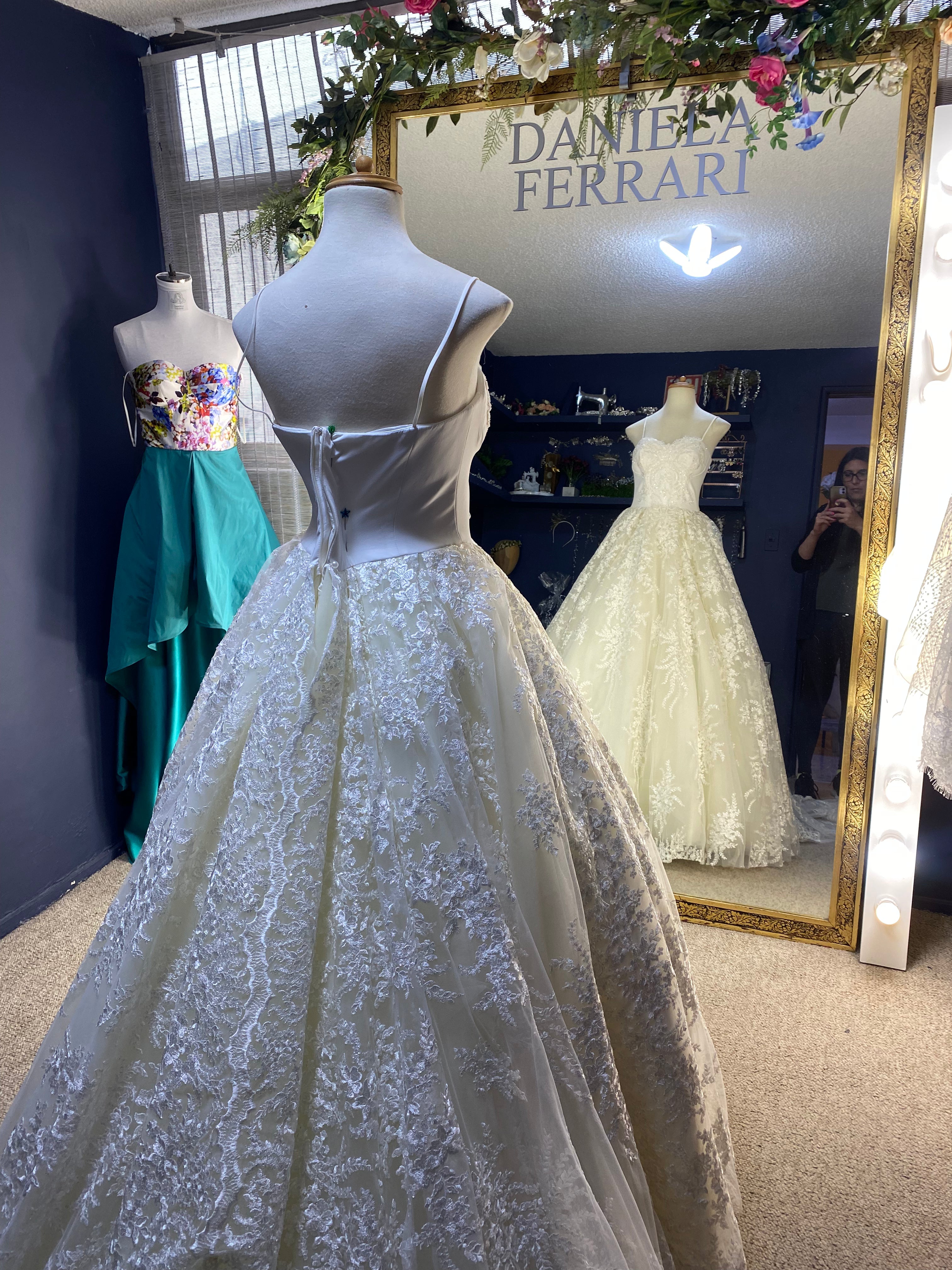 Tamara vestido de novia SOLD Premium