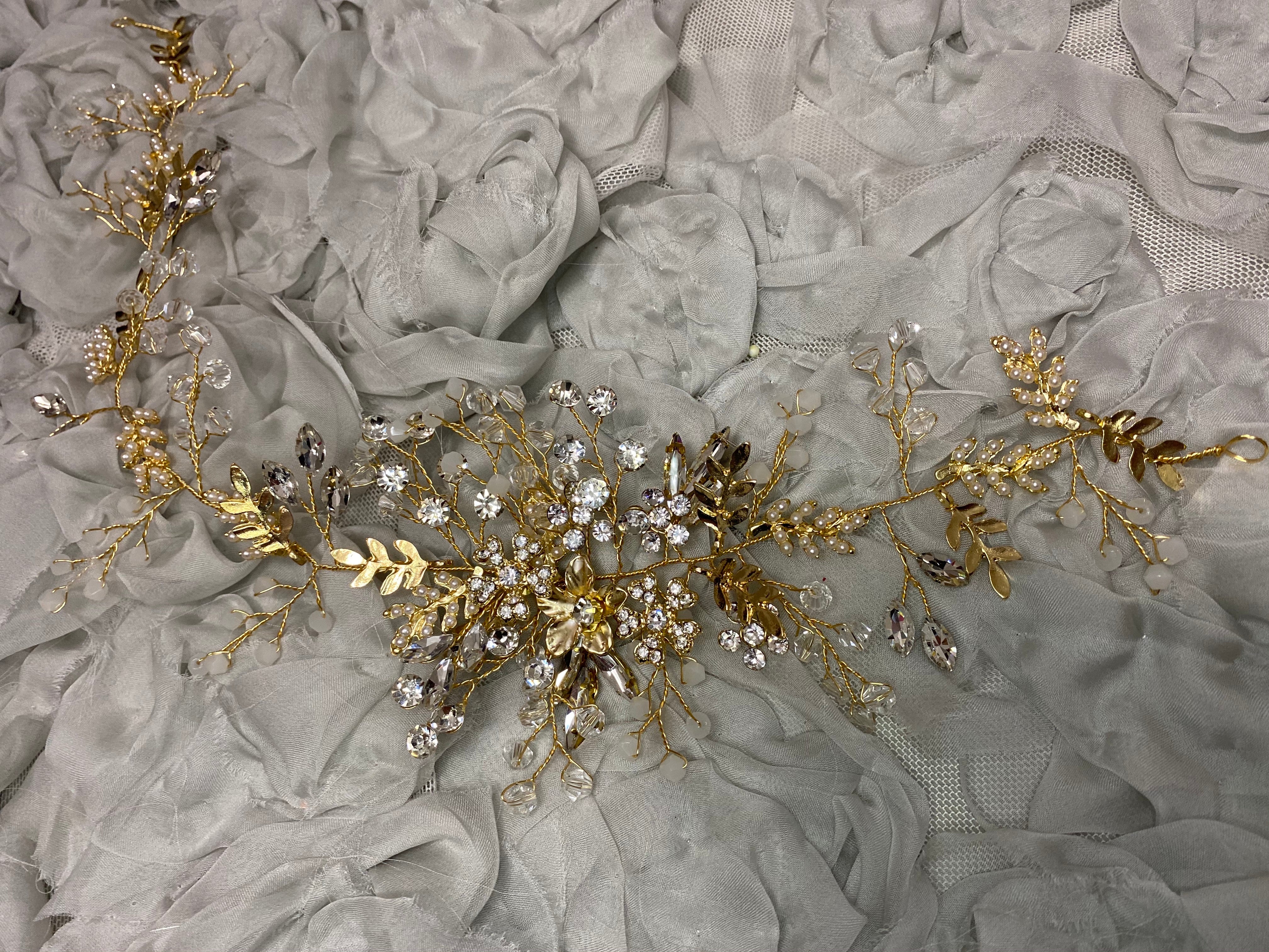 Halo hiedras doradas perlitas Nila