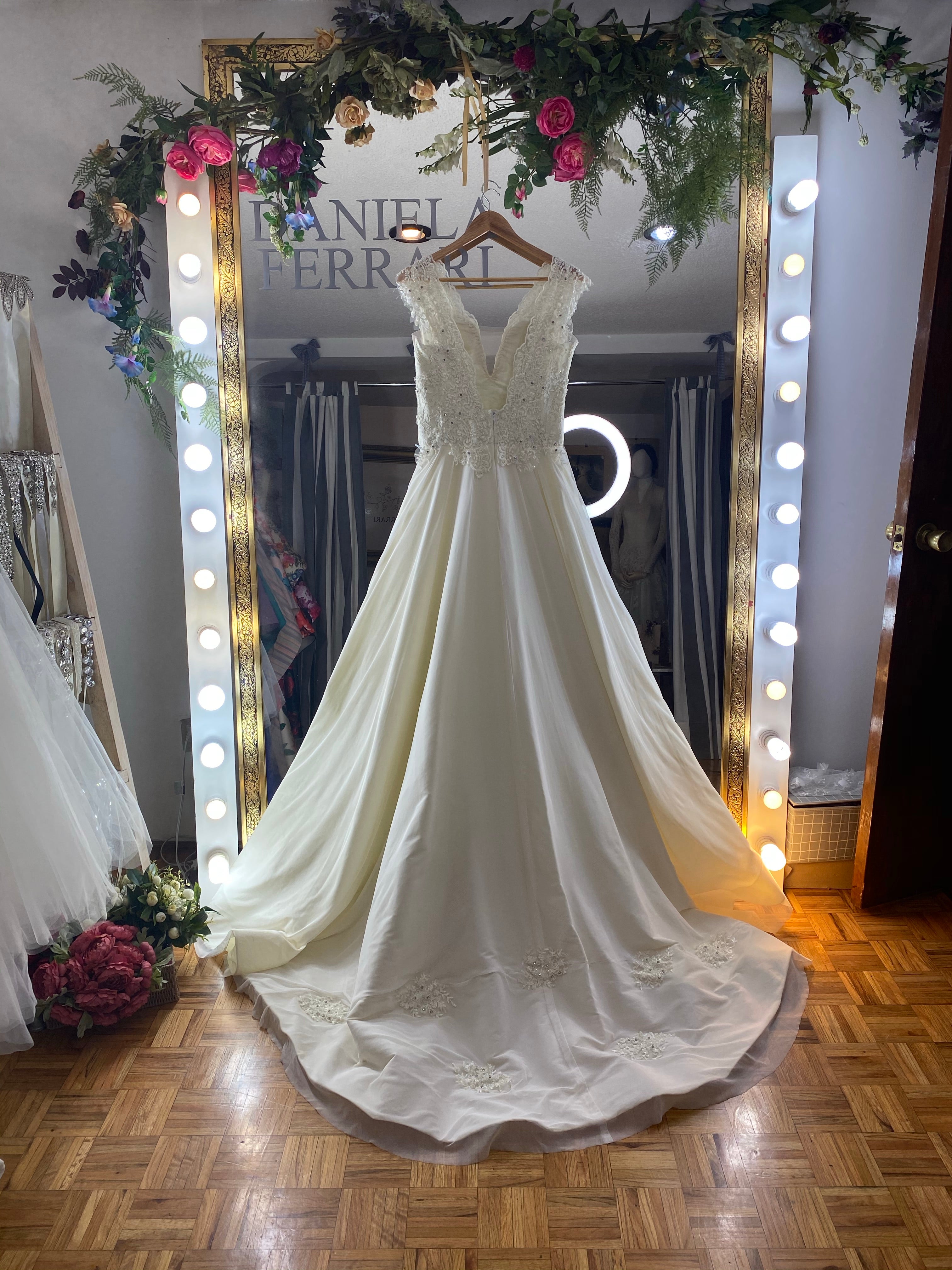 Katalinka vestido de novia SOLD