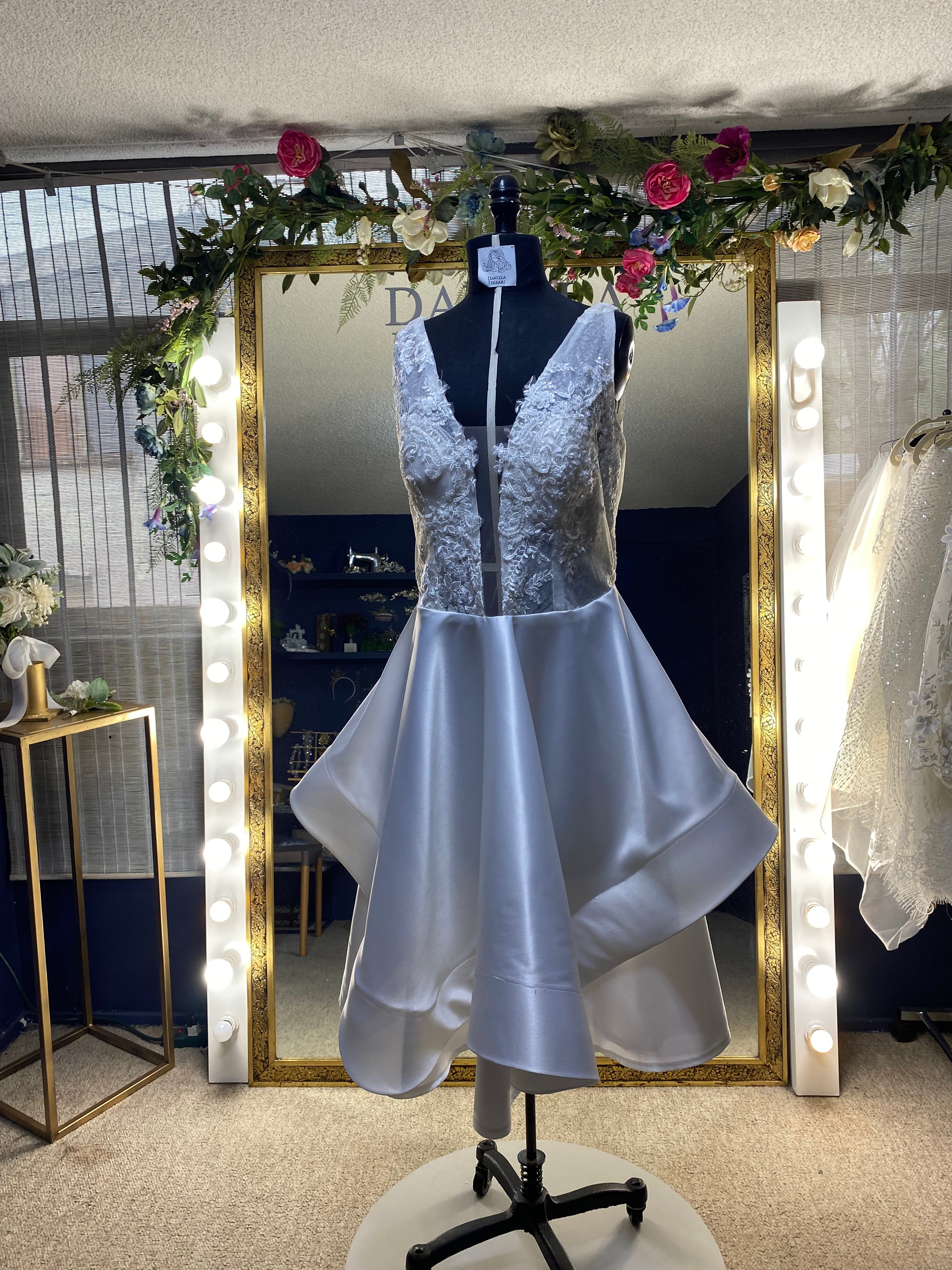 Naruana vestido de novia CORTO