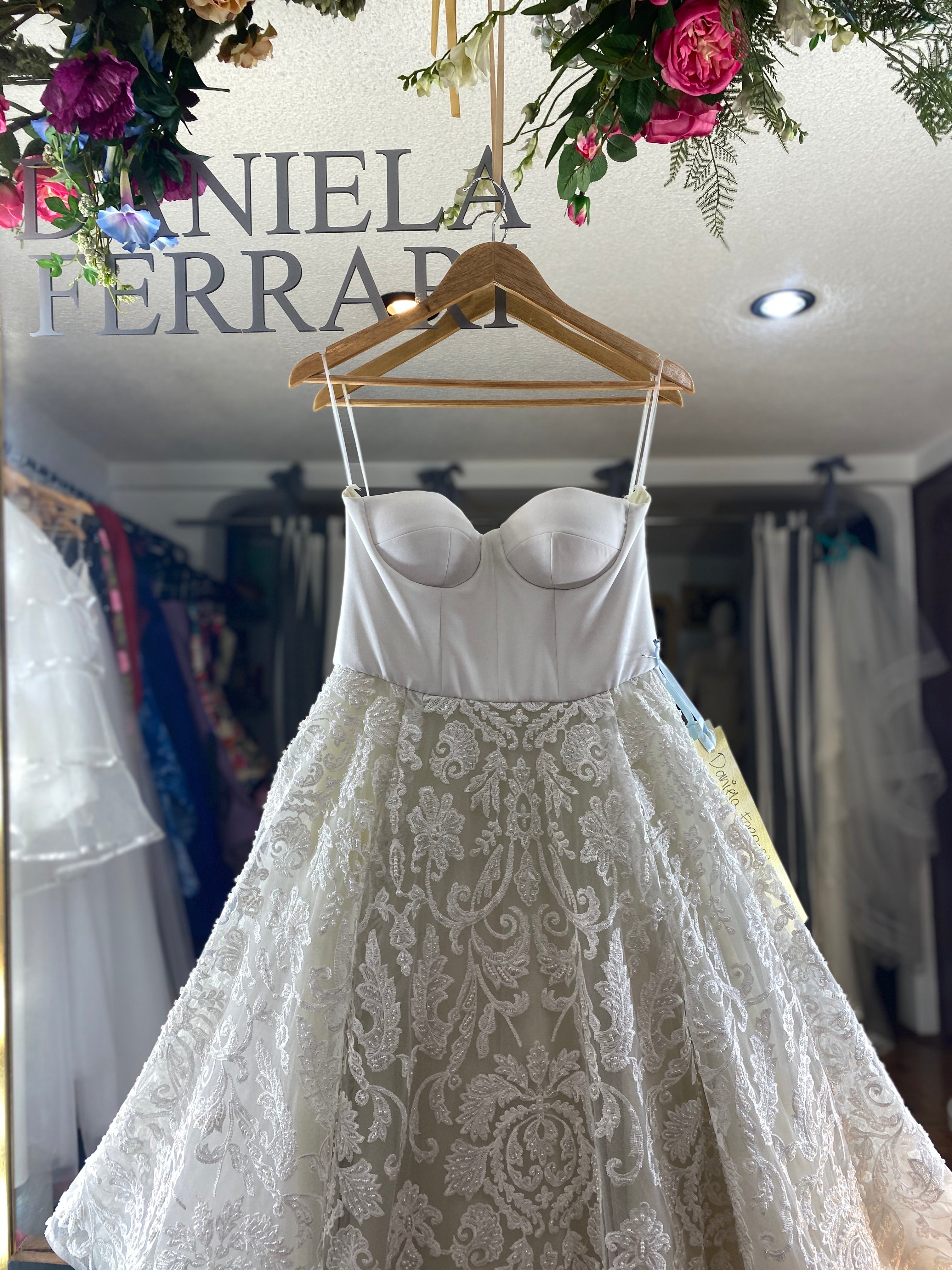 Carmina vestido de novia.SOLD