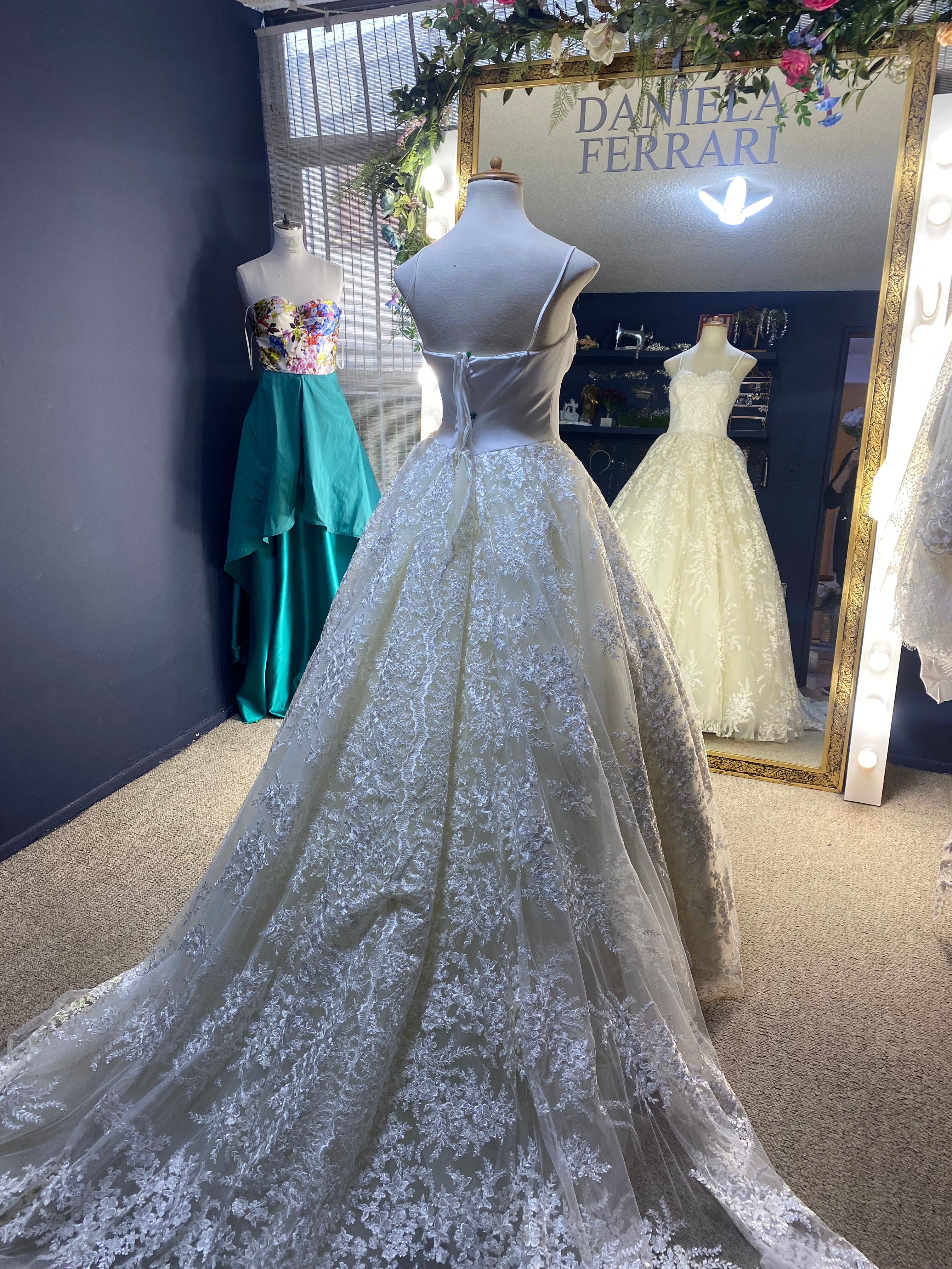 Tamara vestido de novia SOLD Premium