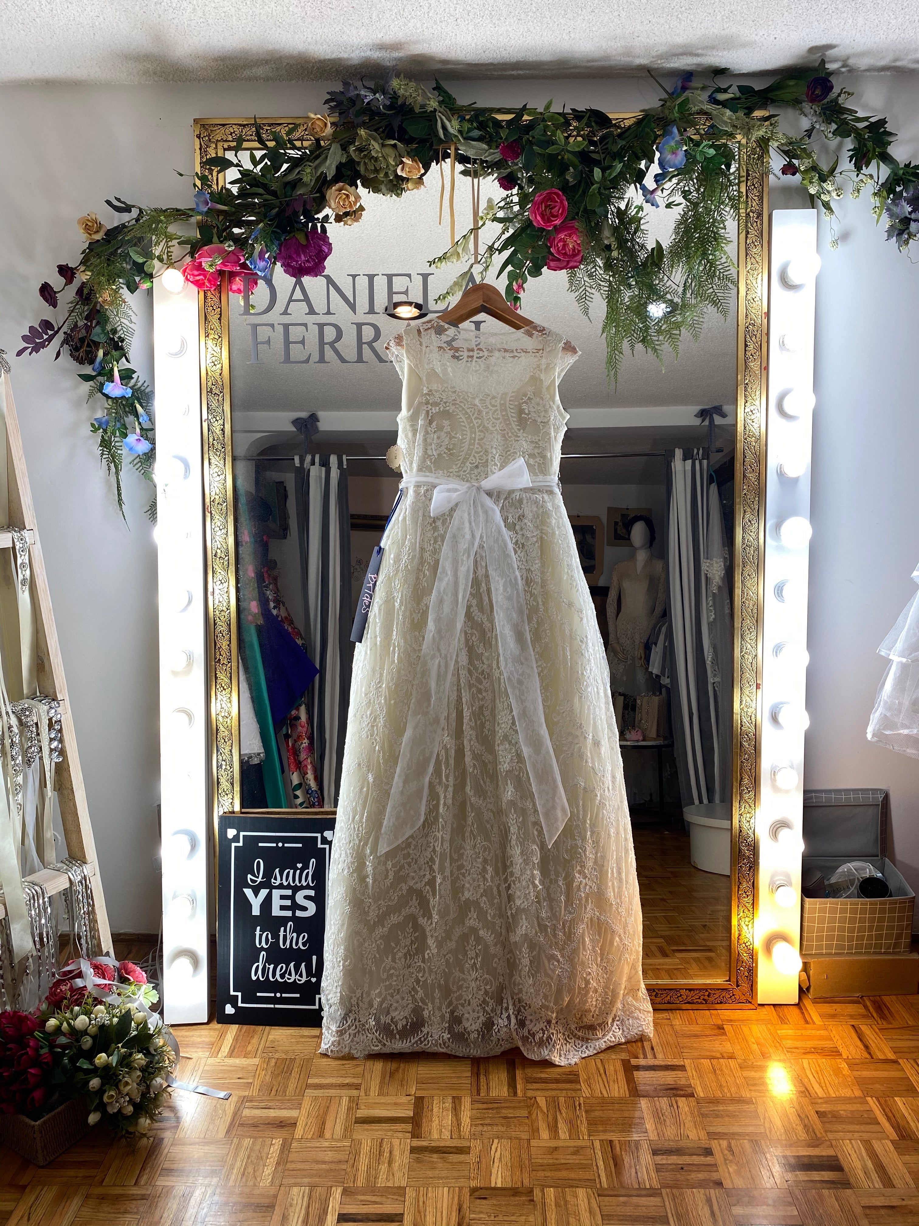 Aixa vestido de novia SOLD