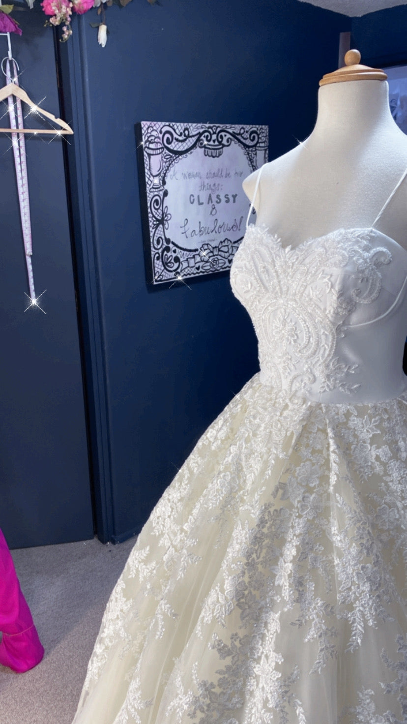 Tamara vestido de novia SOLD Premium