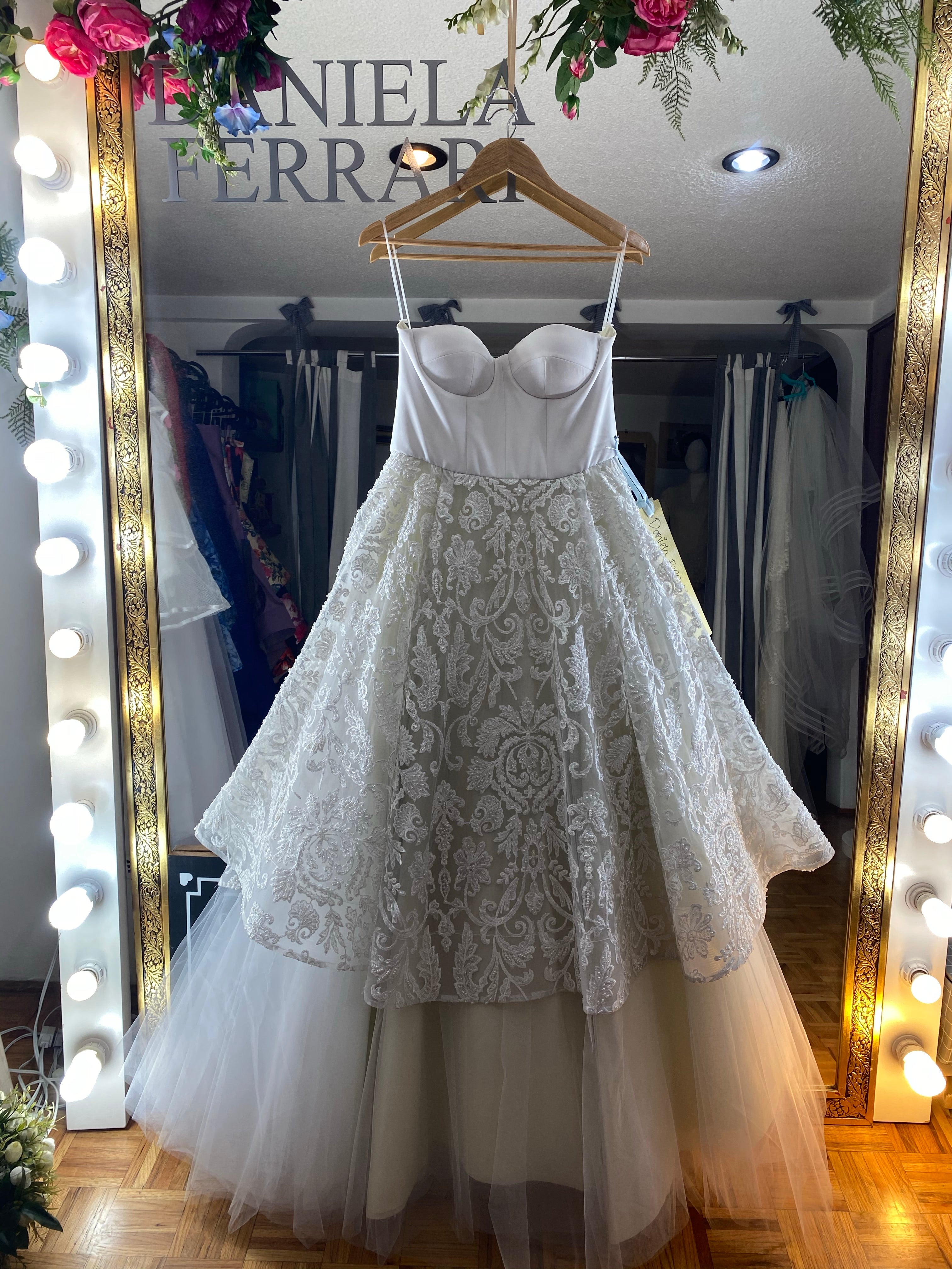 Carmina vestido de novia.SOLD