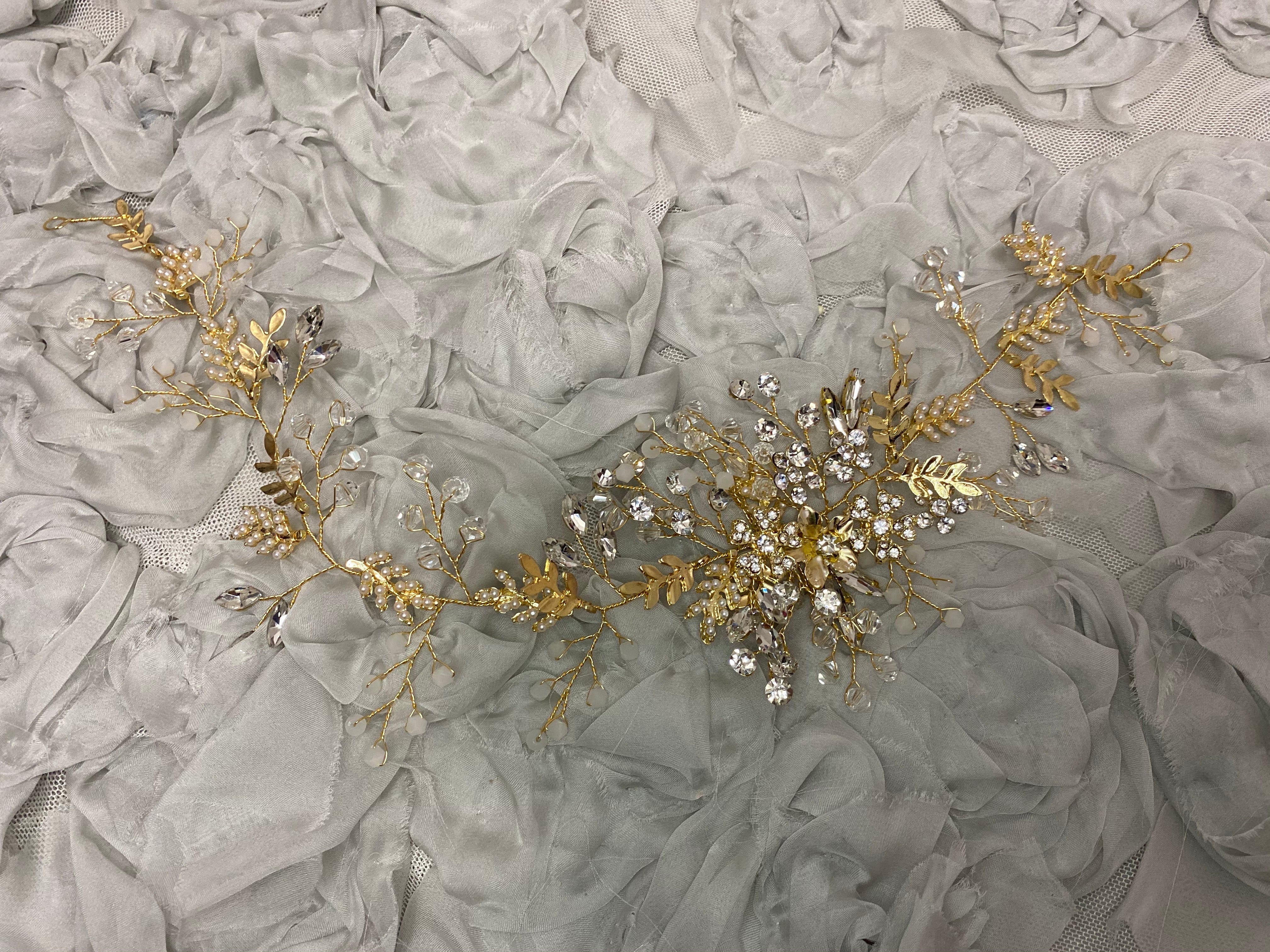 Halo hiedras doradas perlitas Nila