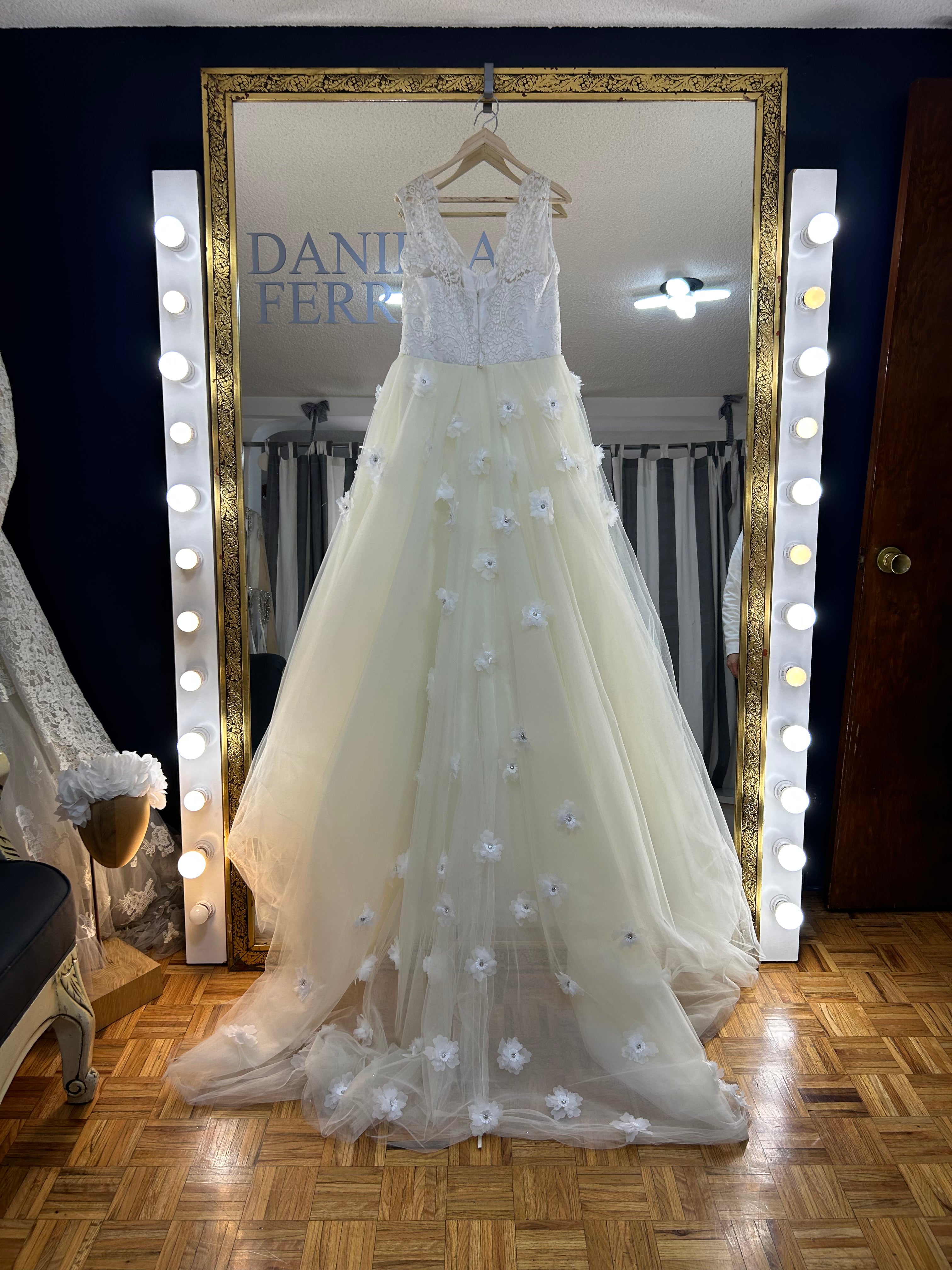 Lorenza  vestido de novia