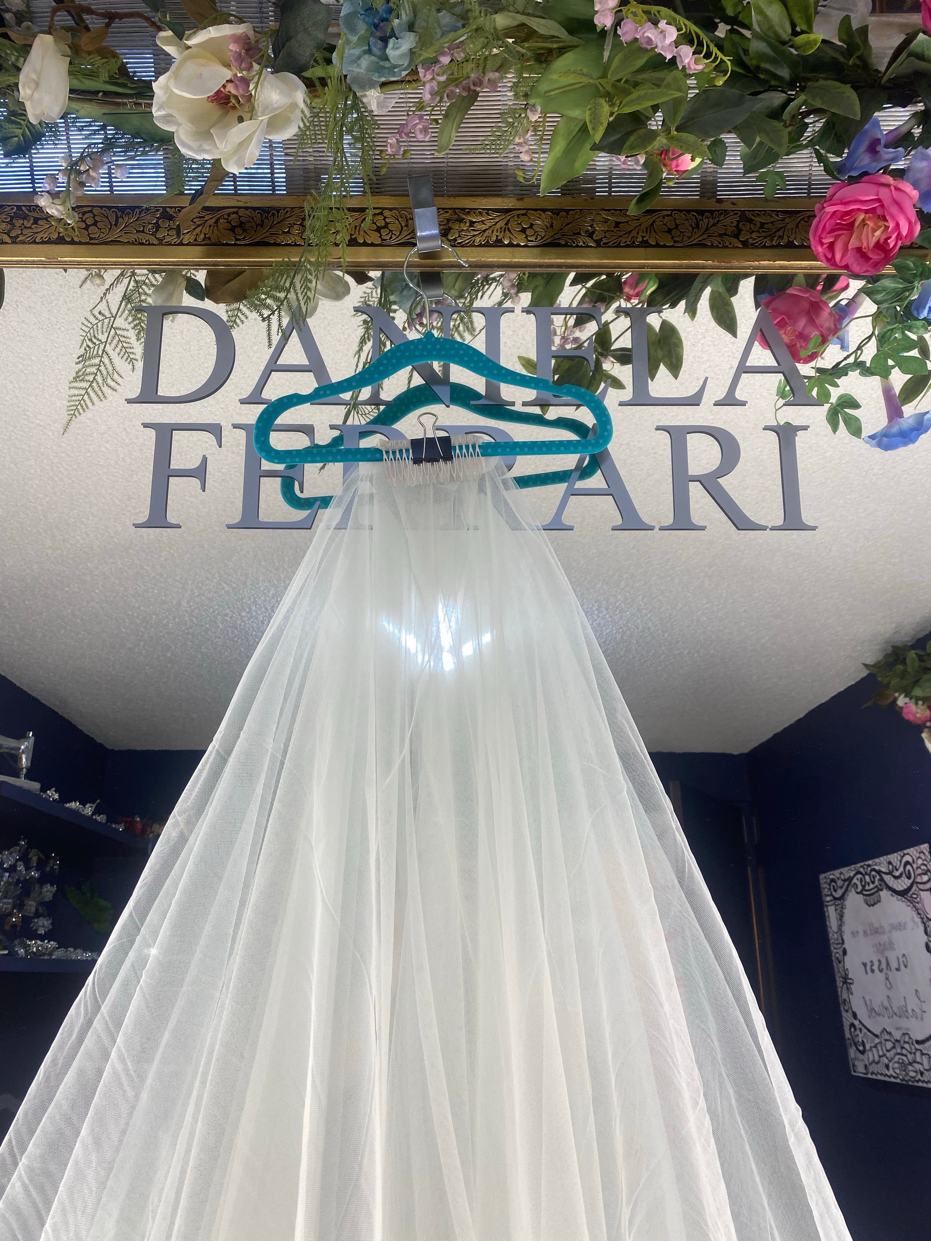 Velo pompones 2mts más velado