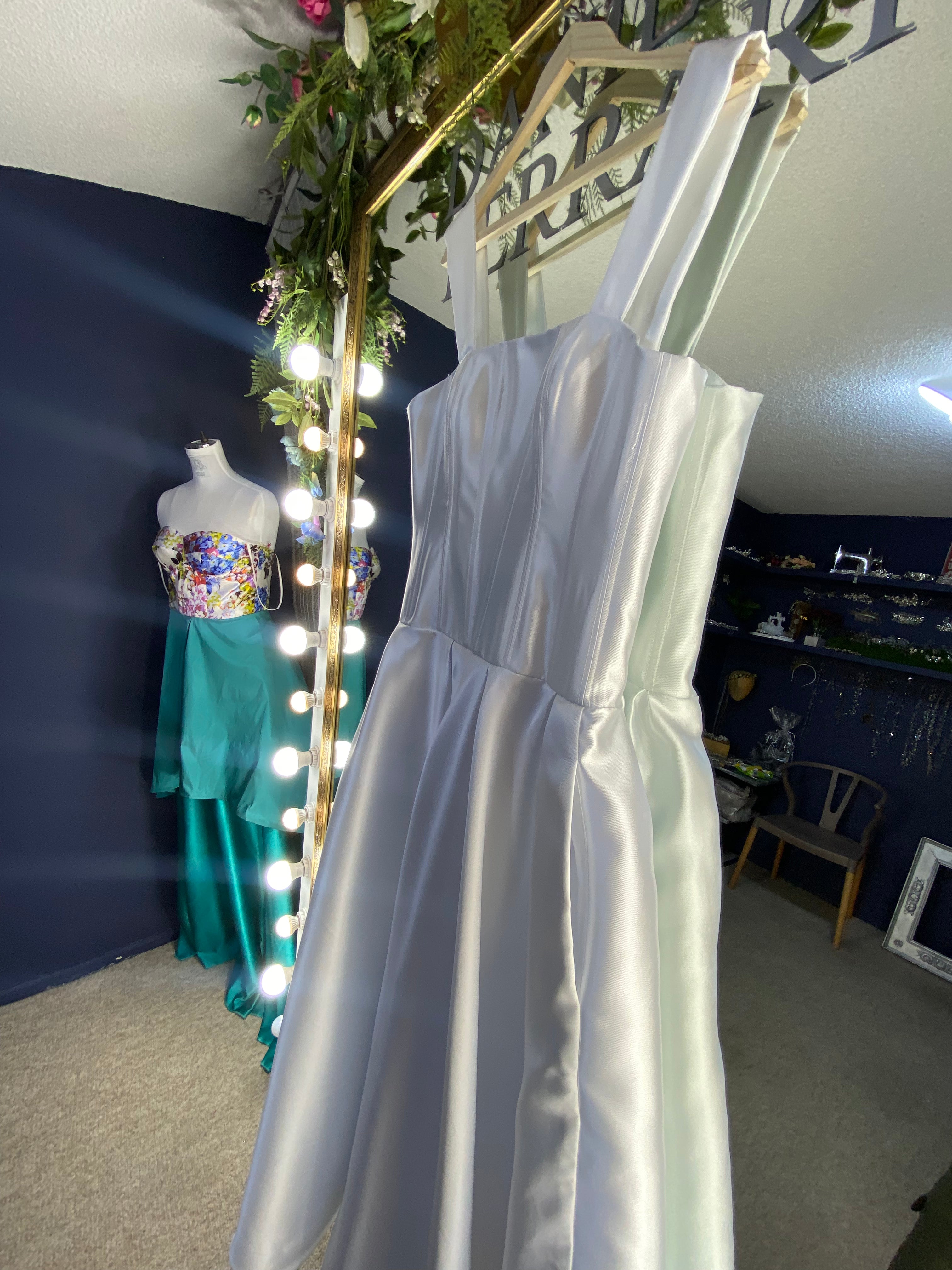 Raya vestido de novia civil