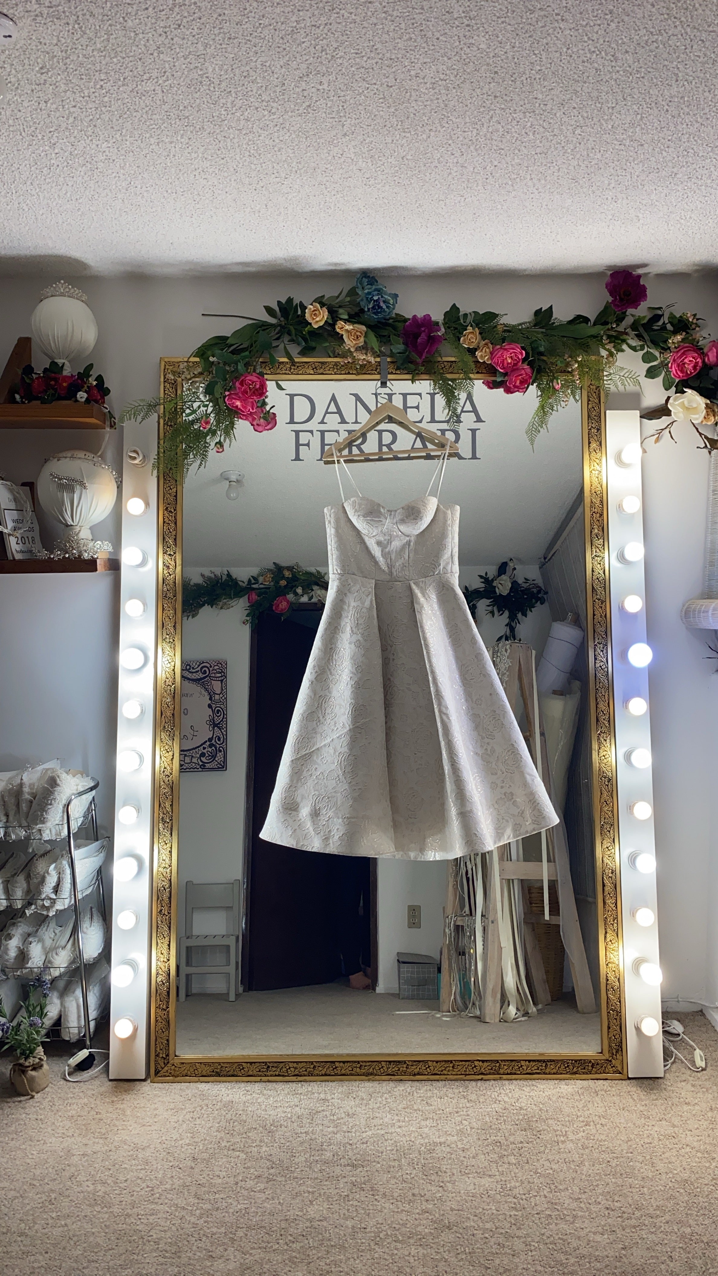 Rossanne vestido civil SOLD