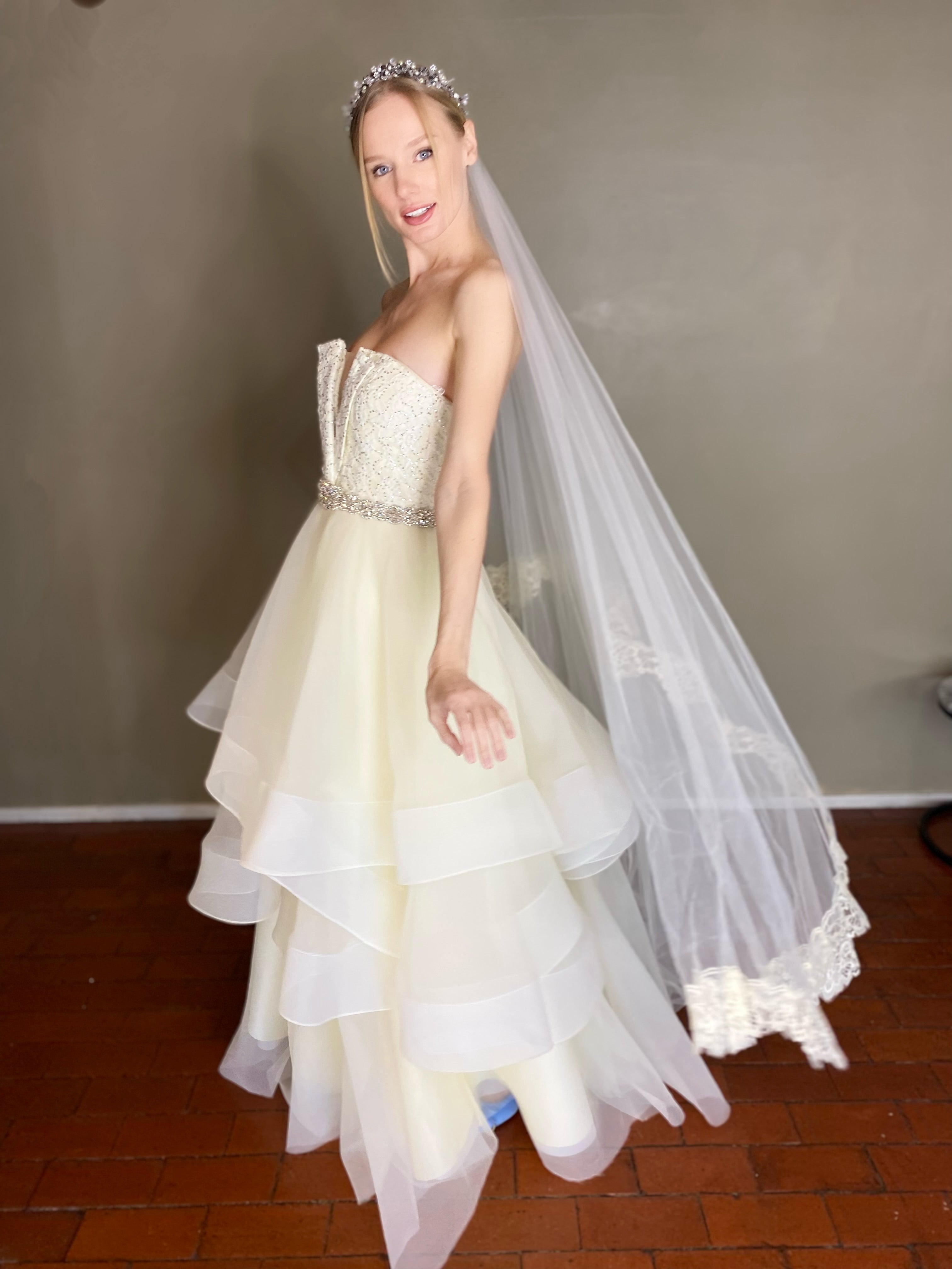 Aludra vestido de novia