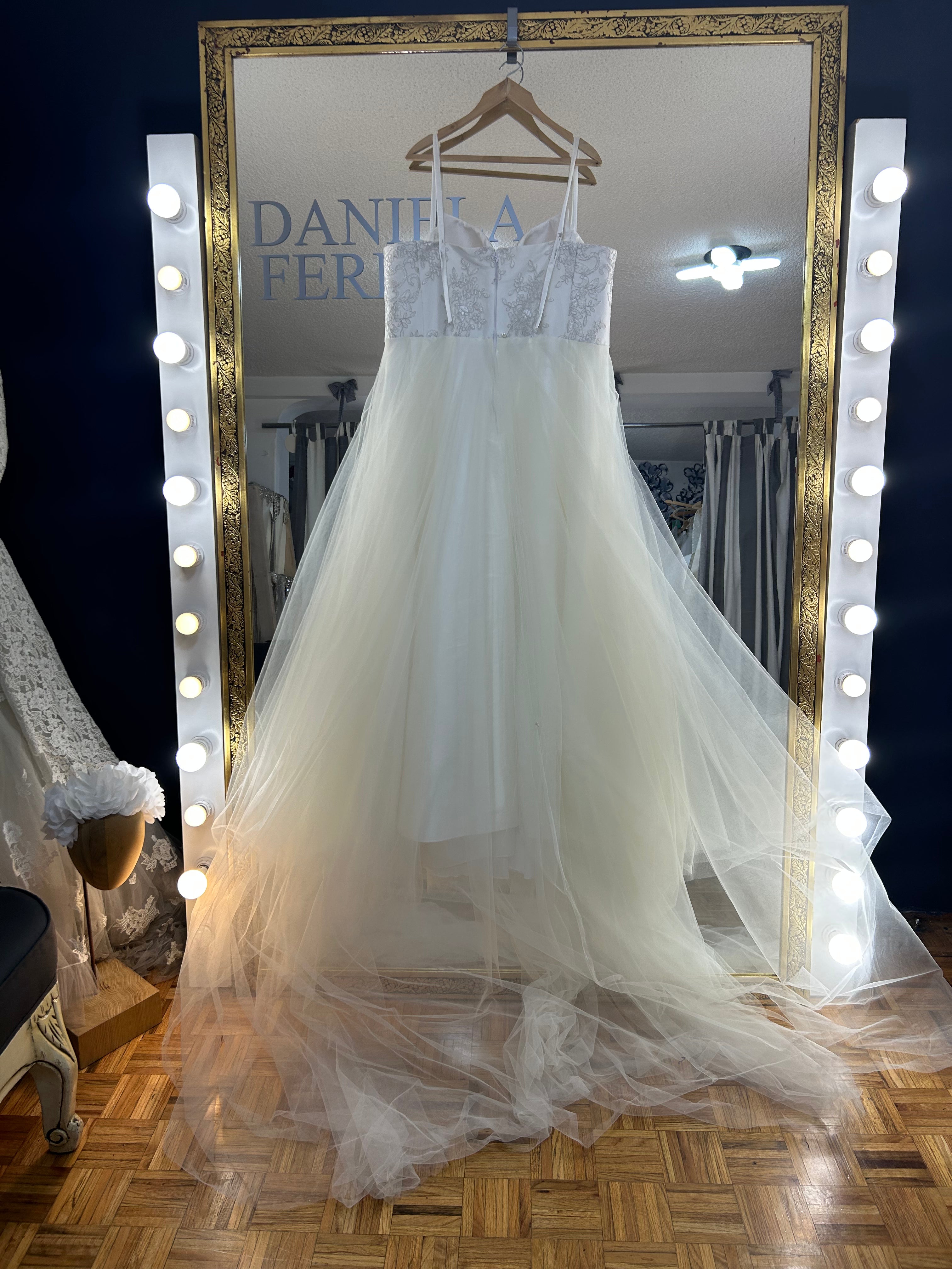 Haydee CURVY vestido de novia