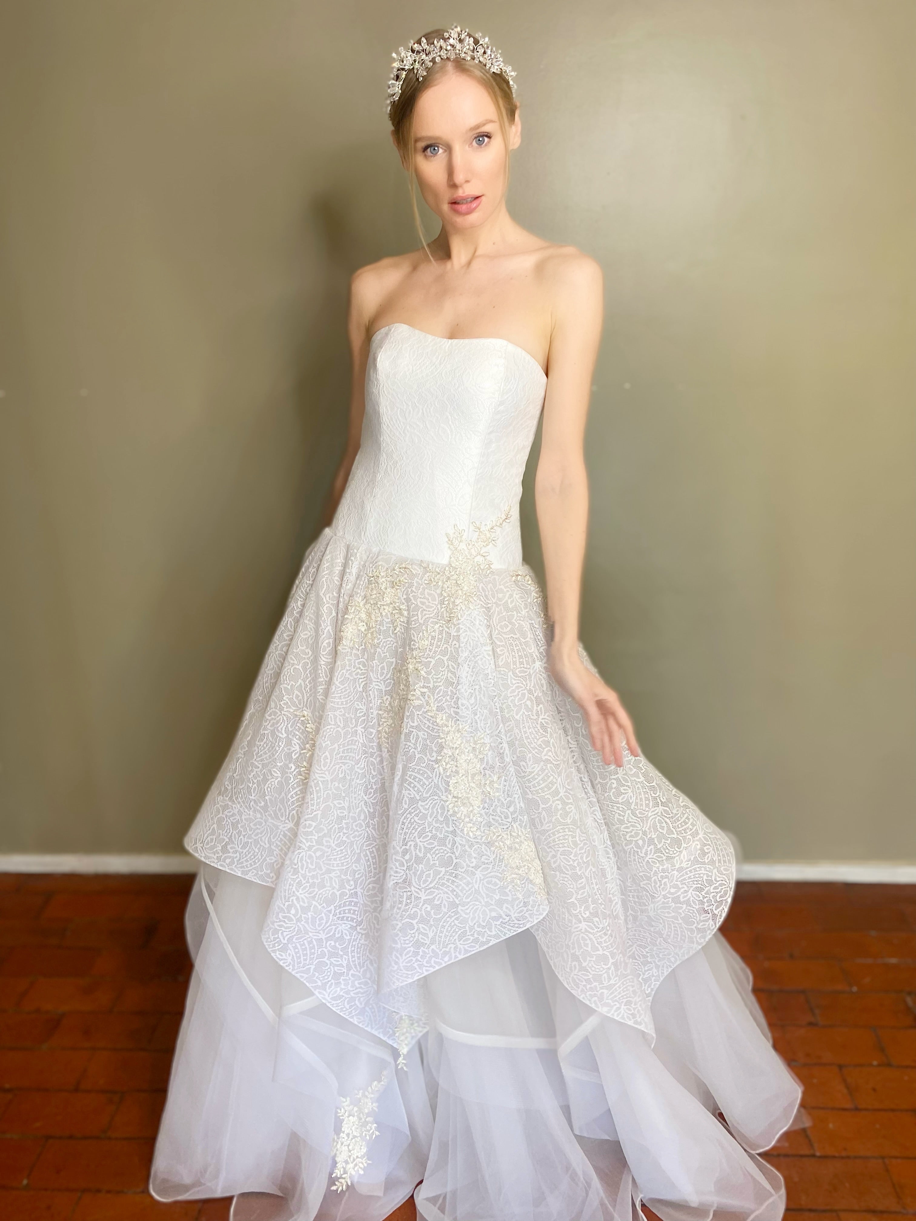 Micah vestido de novia