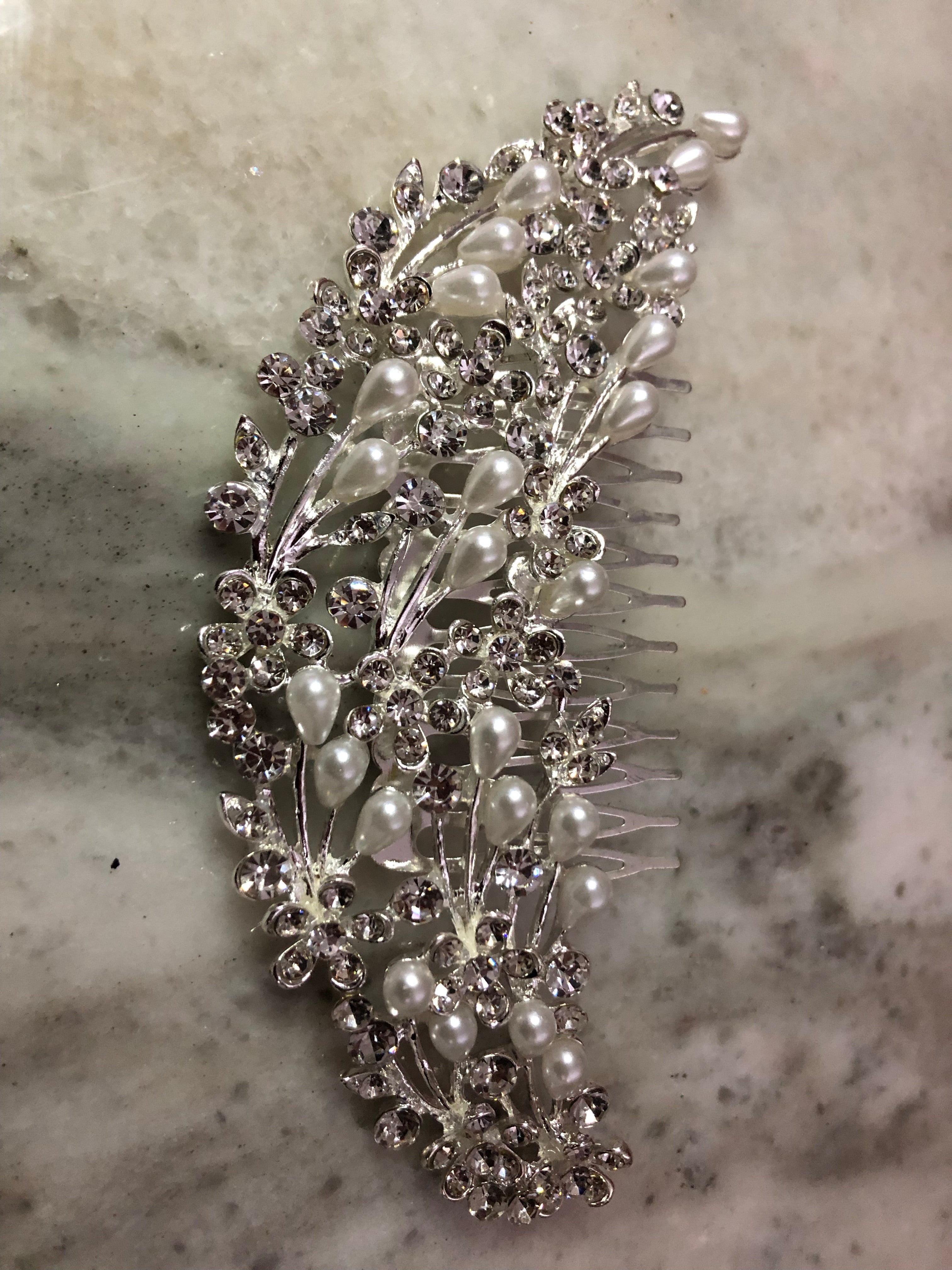 Peineta abanico perla