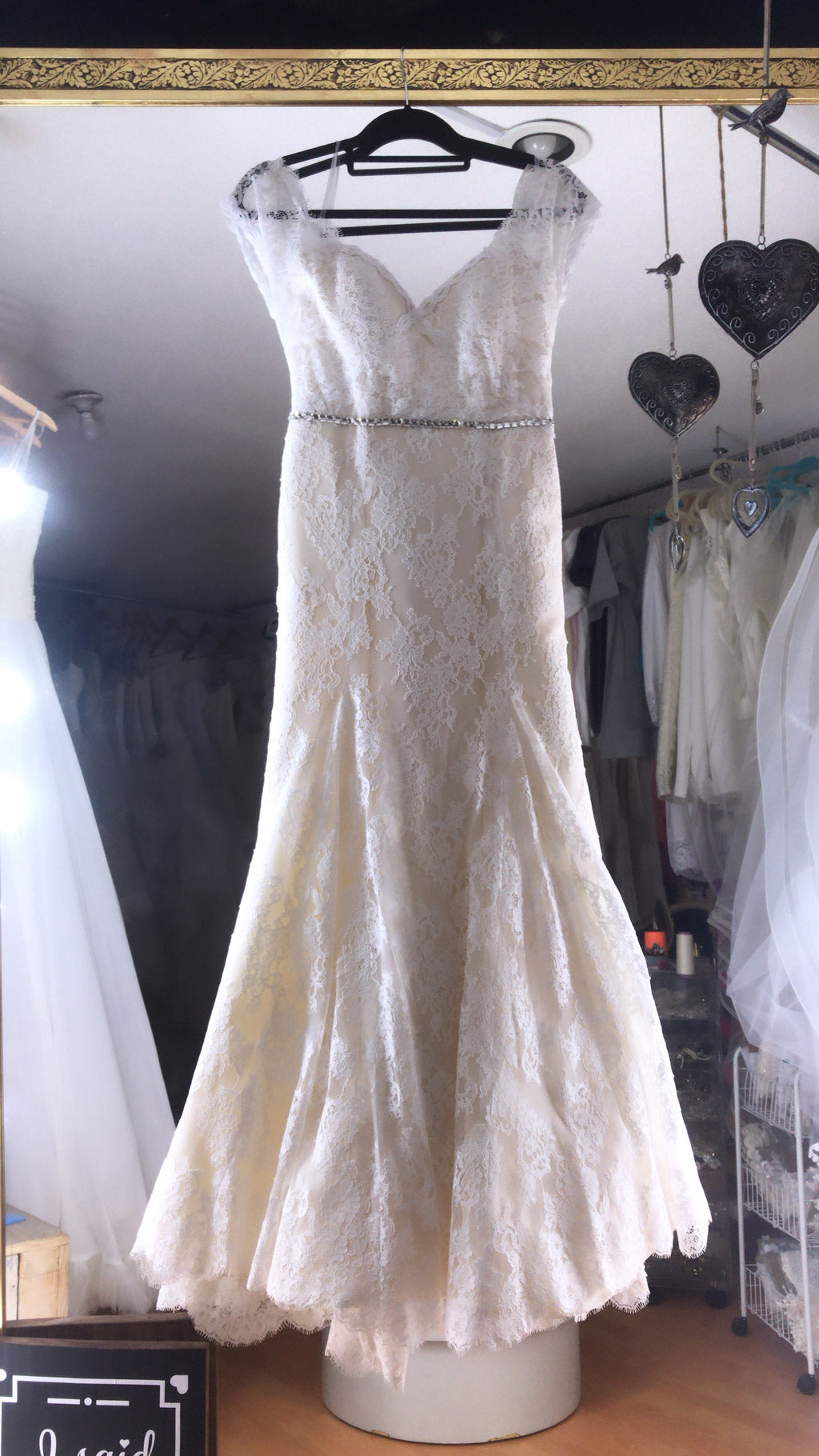 Flow Vestido de novia PETIT pieza única