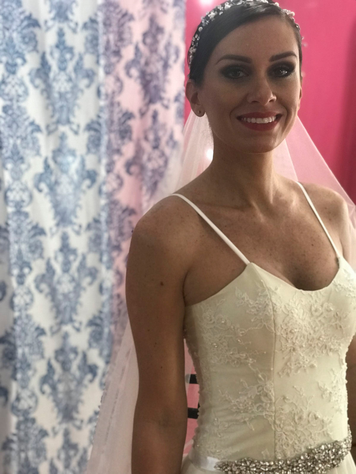 Angelica Vestido de novia gasa seda chantilly