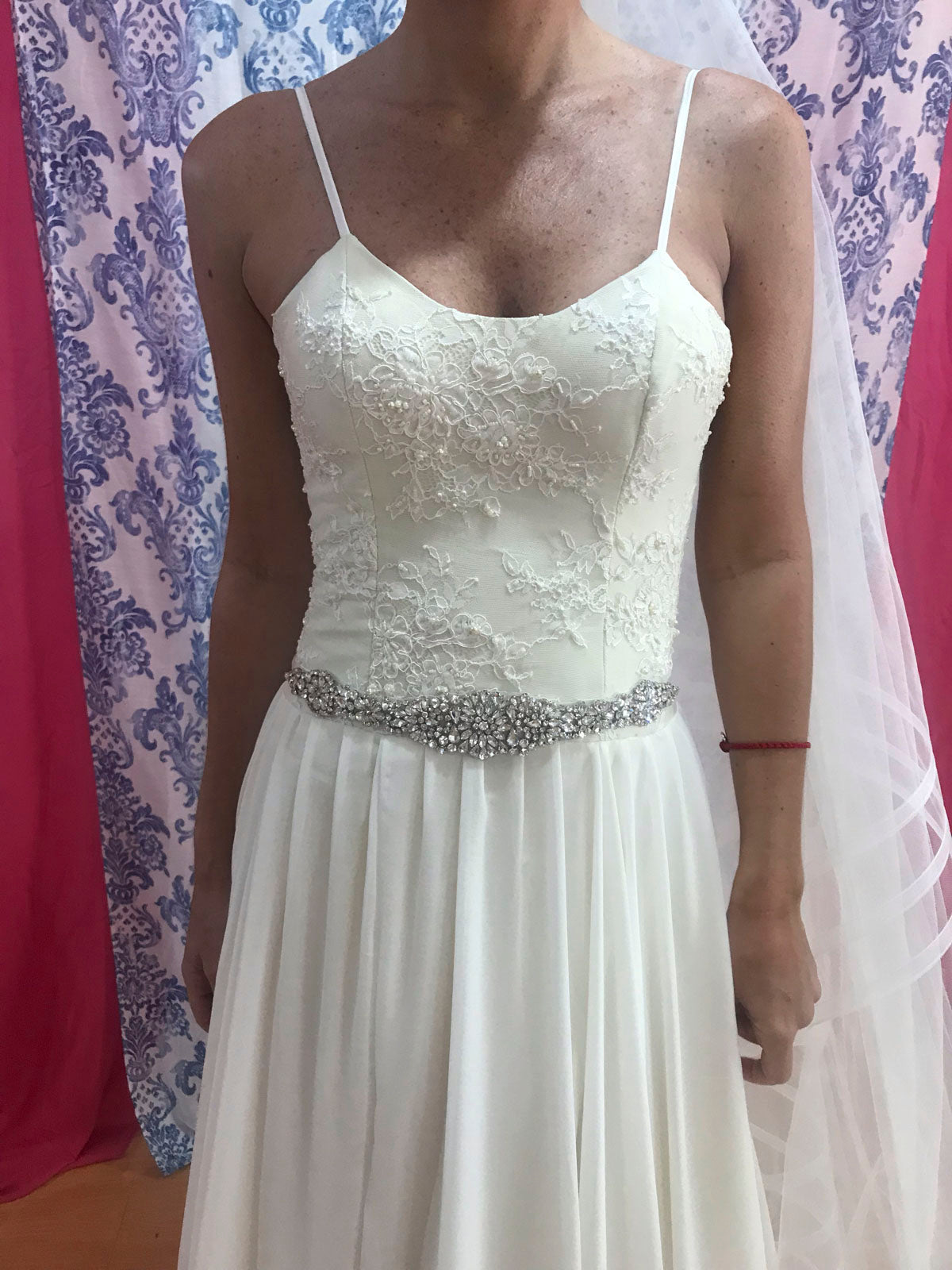 Angelica Vestido de novia gasa seda chantilly